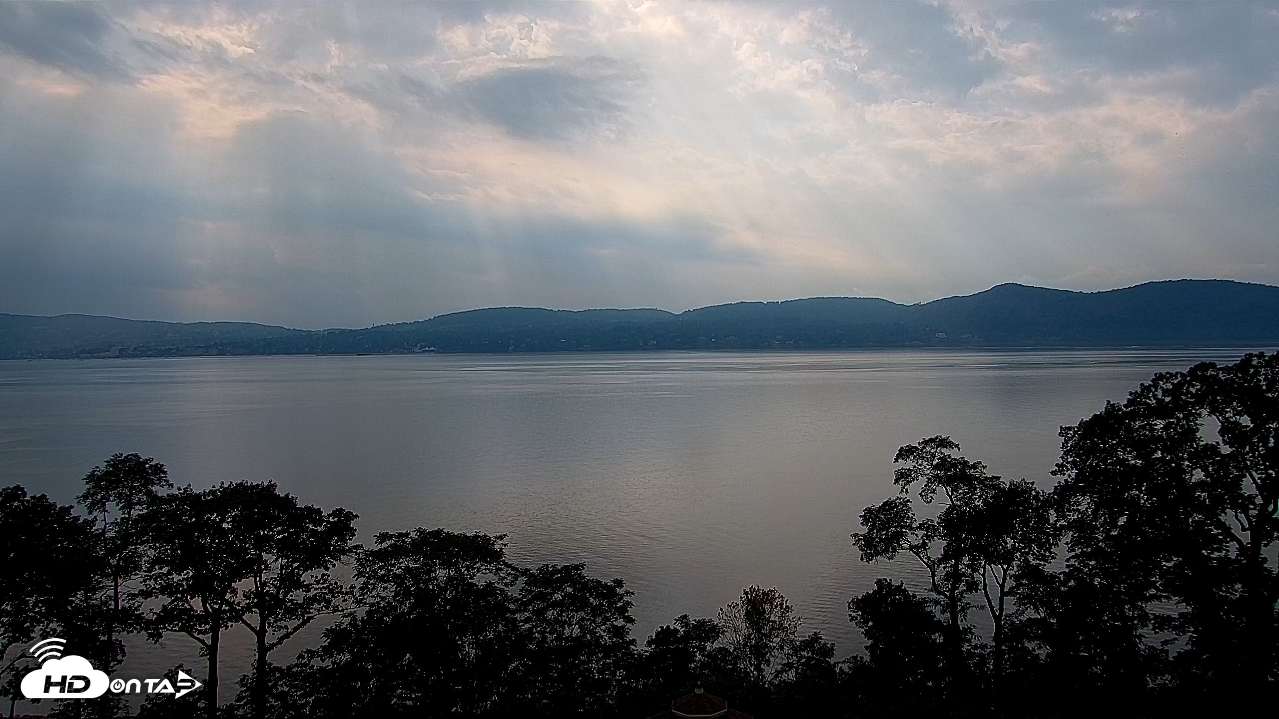 Snapshot of Hudson River Live Webcam taken Sep 1, 2026, 4:31pm EDT