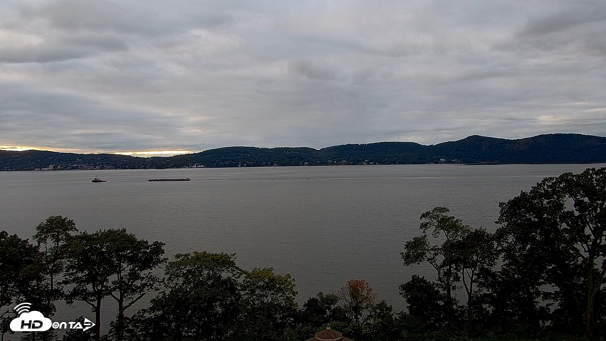 Snapshot of Hudson River Live Webcam taken Sep 29, 2026, 5:41pm EDT