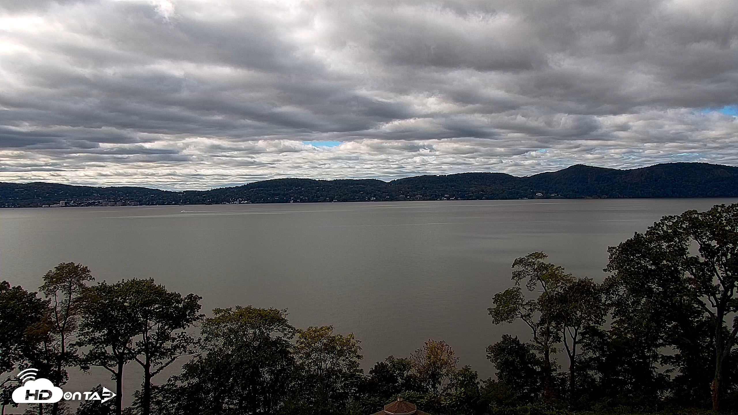 Snapshot of Hudson River Live Webcam taken Oct 12, 2026, 1:44pm EDT