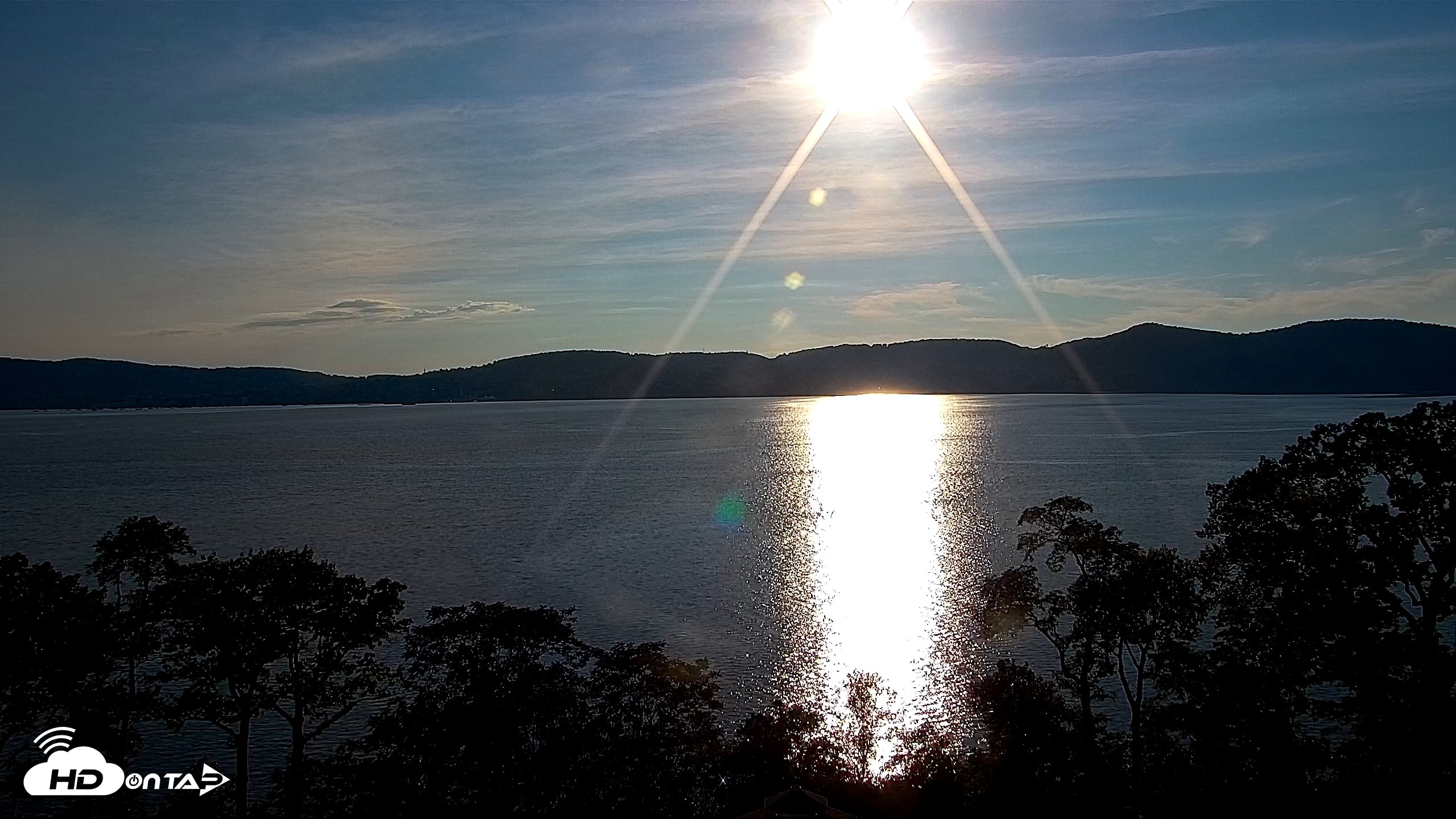 Snapshot of Hudson River Live Webcam taken Aug 18, 2026, 6:28pm EDT