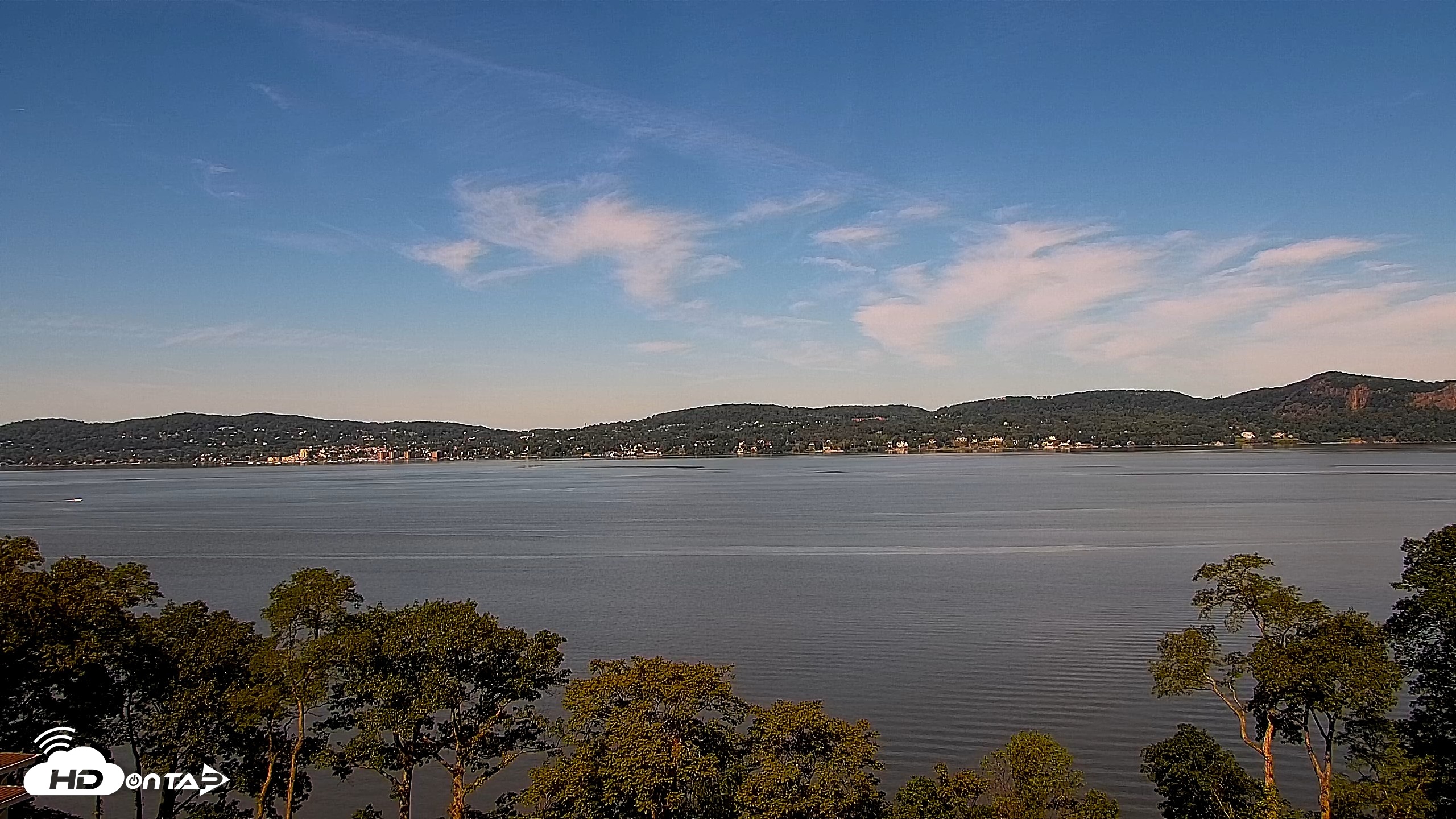 Snapshot of Hudson River Live Webcam taken May 31, 2026, 9:37am EDT
