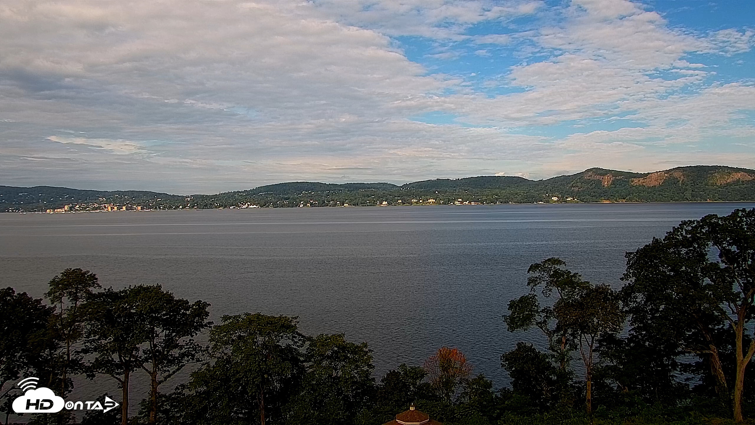 Snapshot of Hudson River Live Webcam taken Aug 31, 2026, 9:22am EDT
