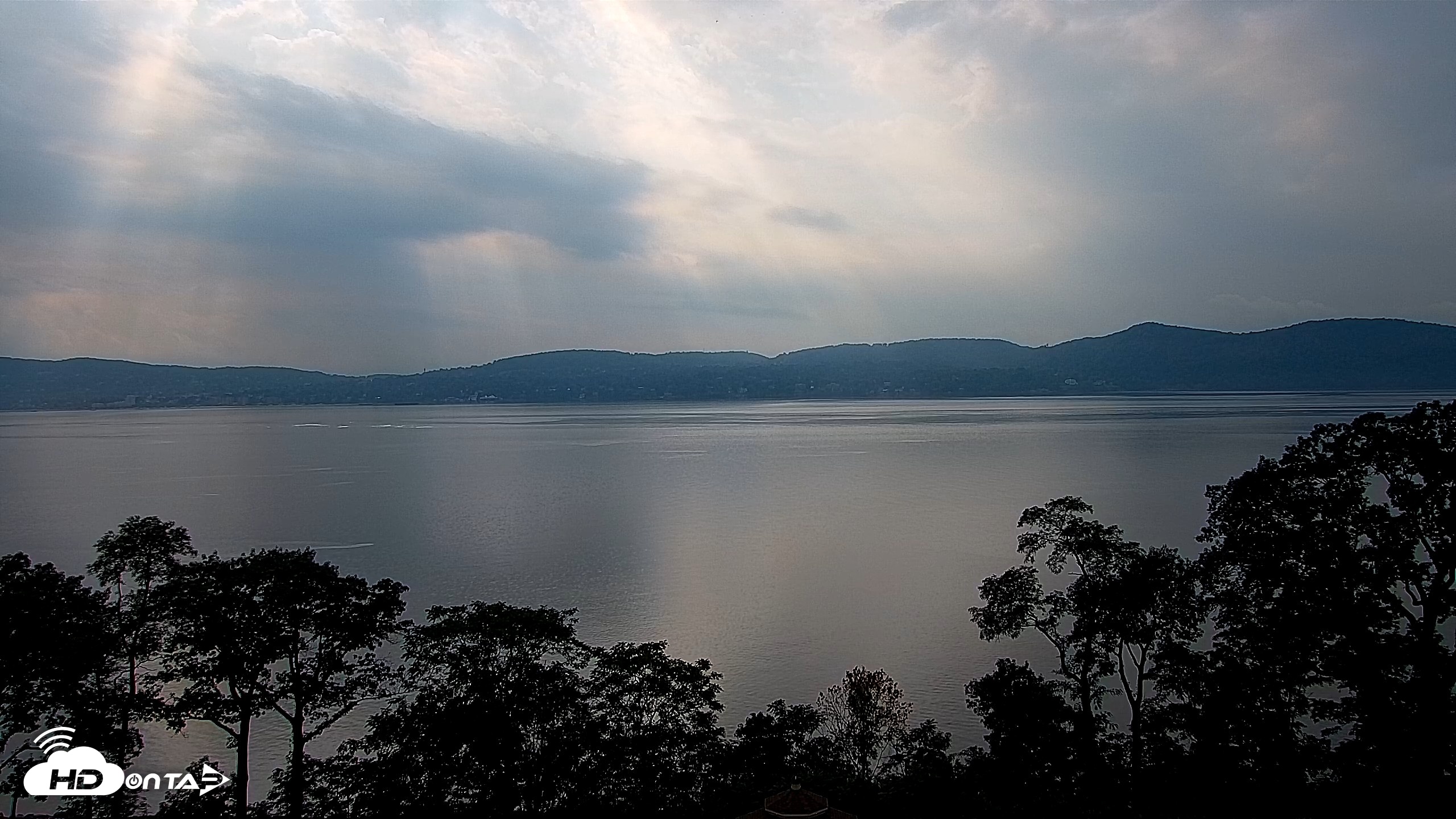 Snapshot of Hudson River Live Webcam taken Sep 1, 2026, 4:36pm EDT