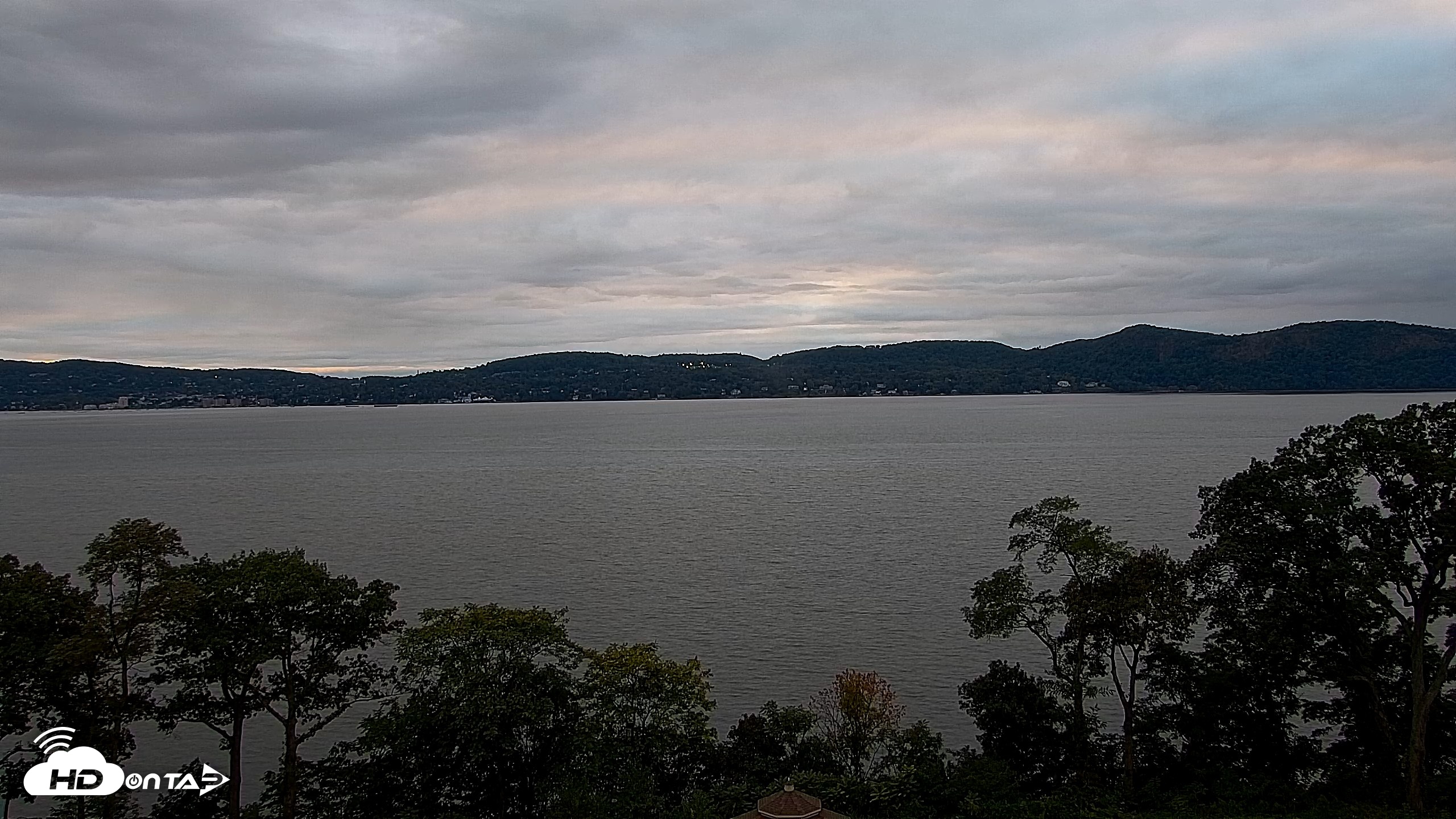 Snapshot of Hudson River Live Webcam taken Sep 29, 2026, 6:18pm EDT