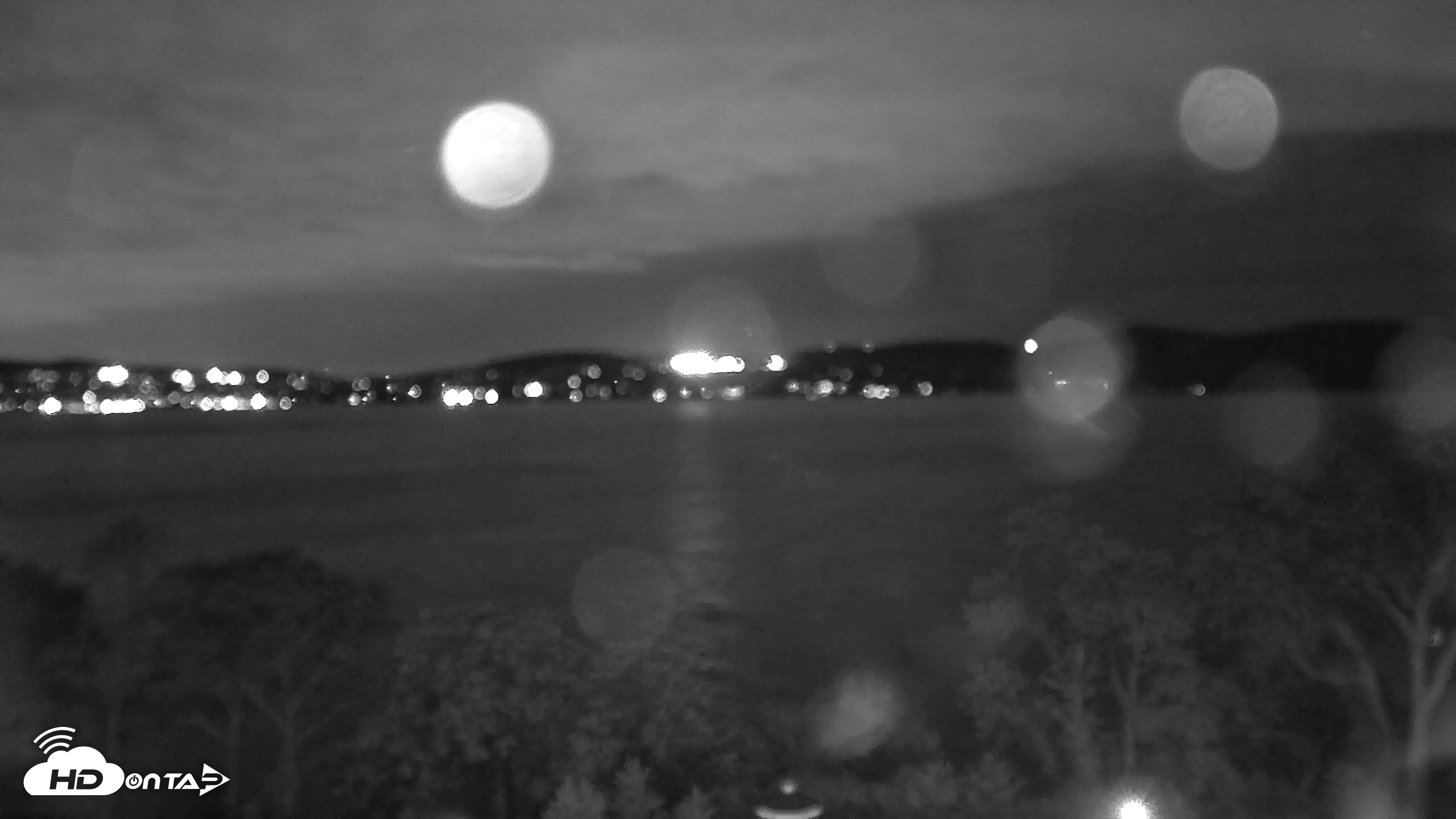 Snapshot of Hudson River Live Webcam taken Oct 16, 2026, 7:33pm EDT