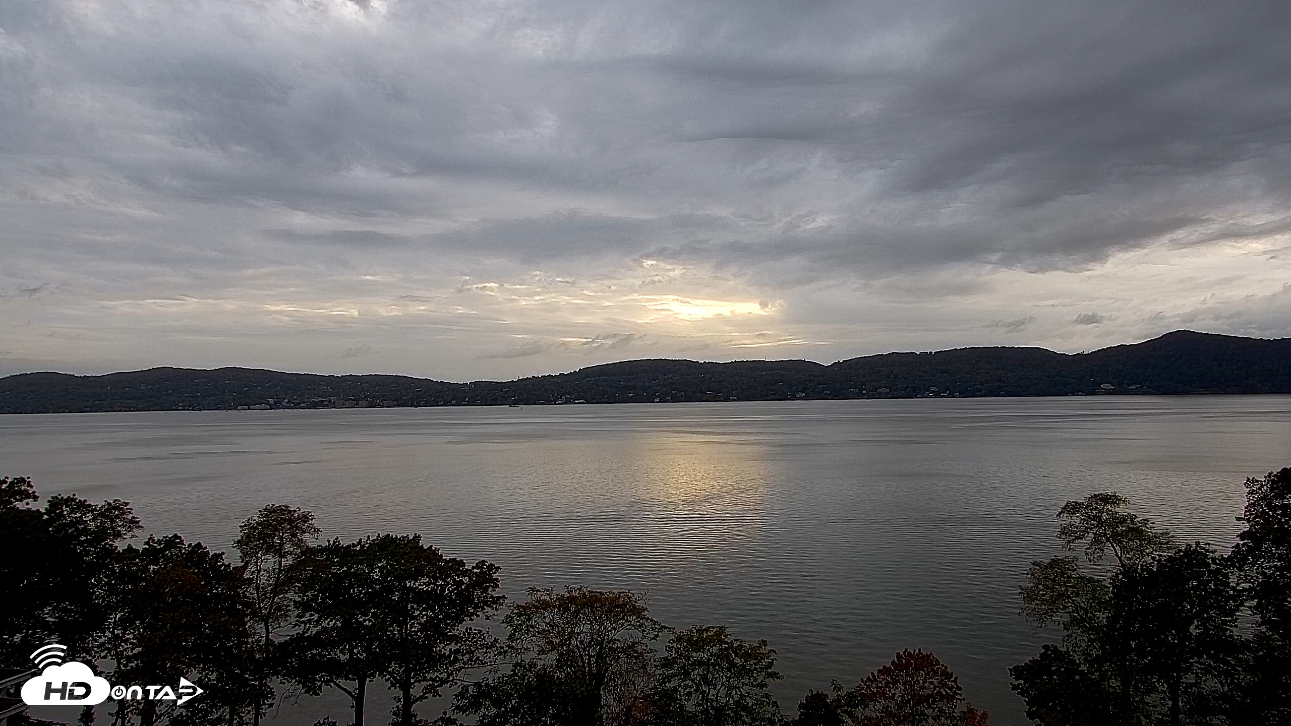 Snapshot of Hudson River Live Webcam taken Oct 11, 2025, 5:13pm EDT