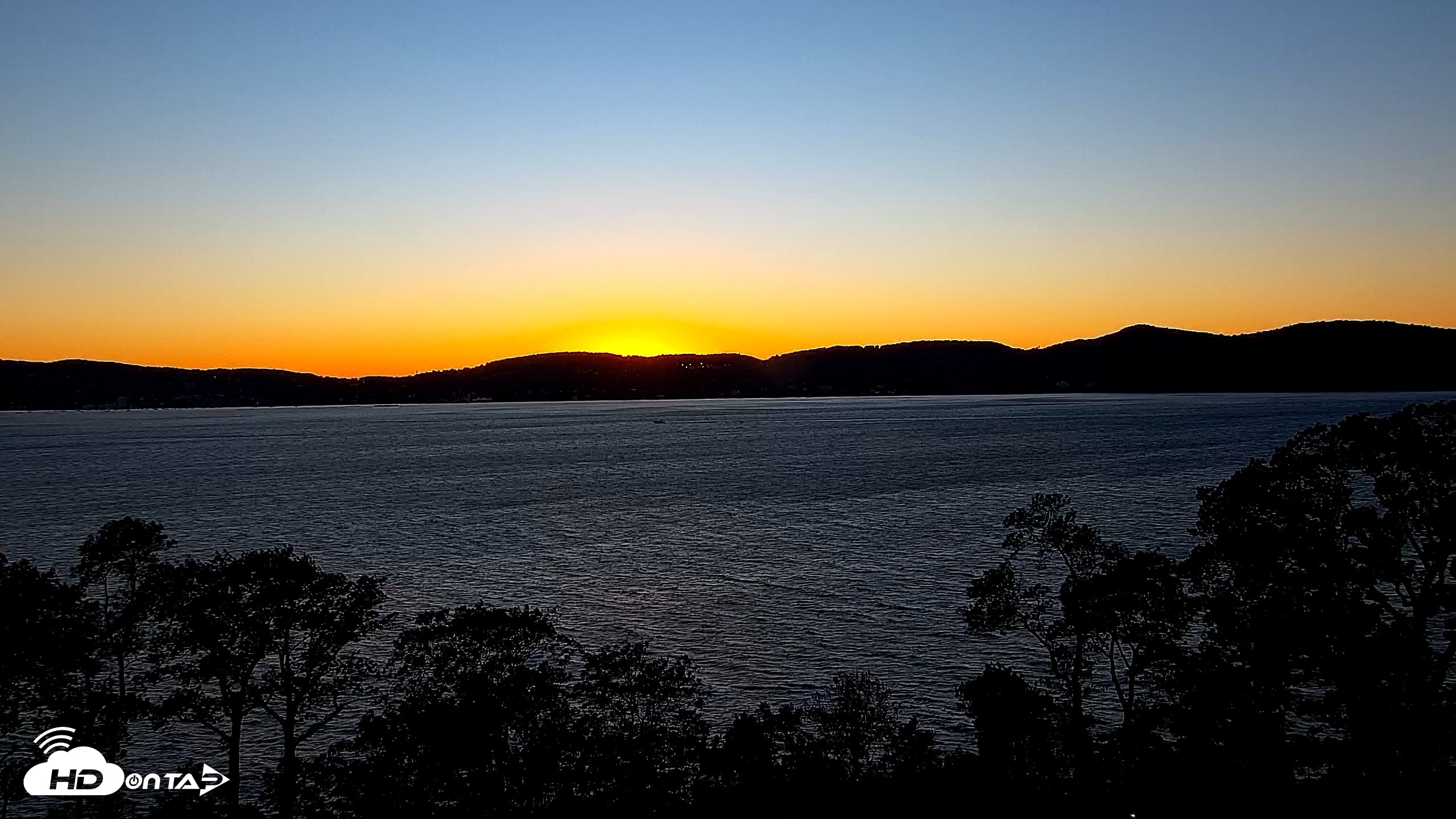 Snapshot of Hudson River Live Webcam taken Oct 5, 2026, 6:31pm EDT