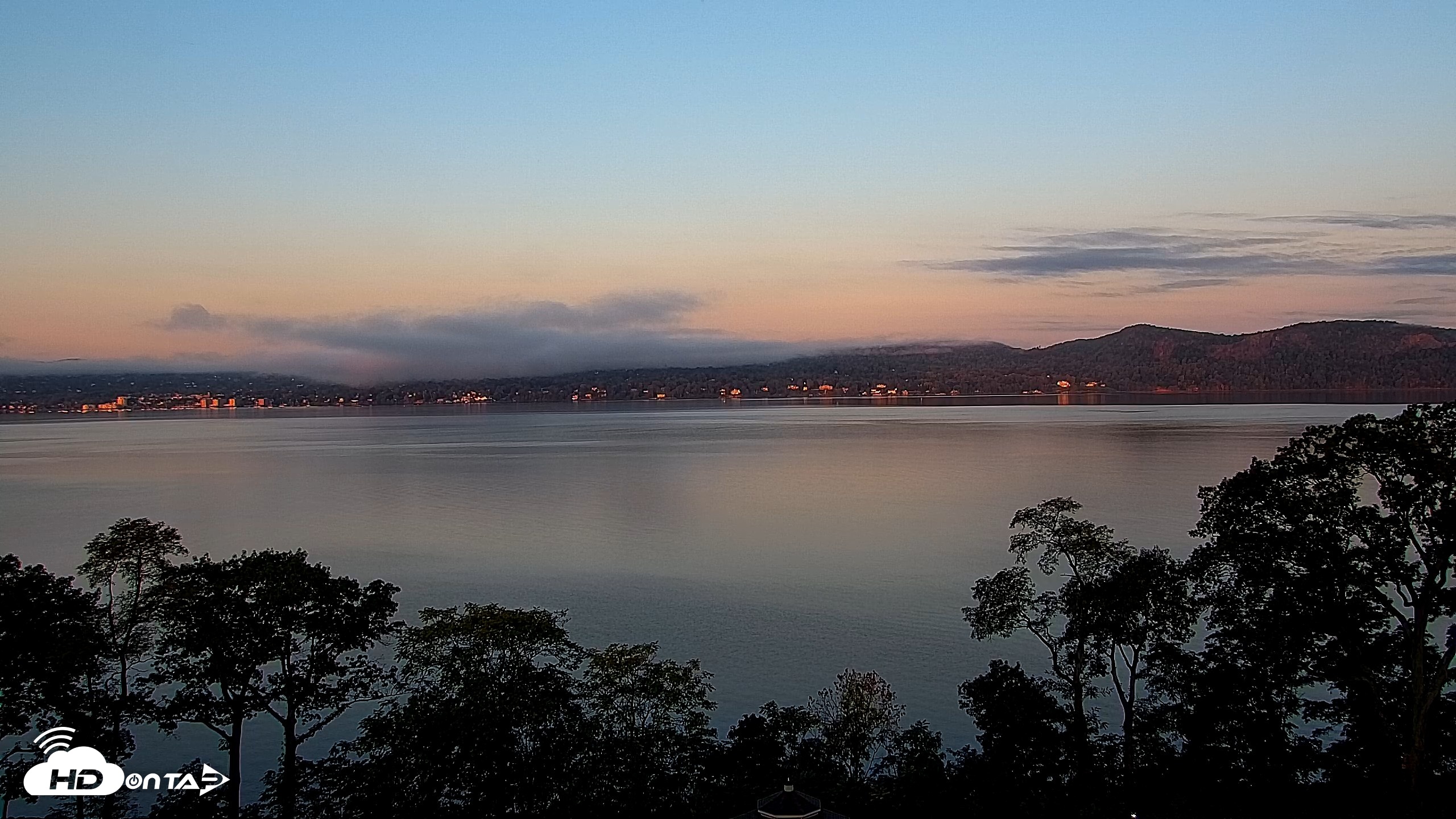 Snapshot of Hudson River Live Webcam taken Oct 13, 2026, 7:22am EDT