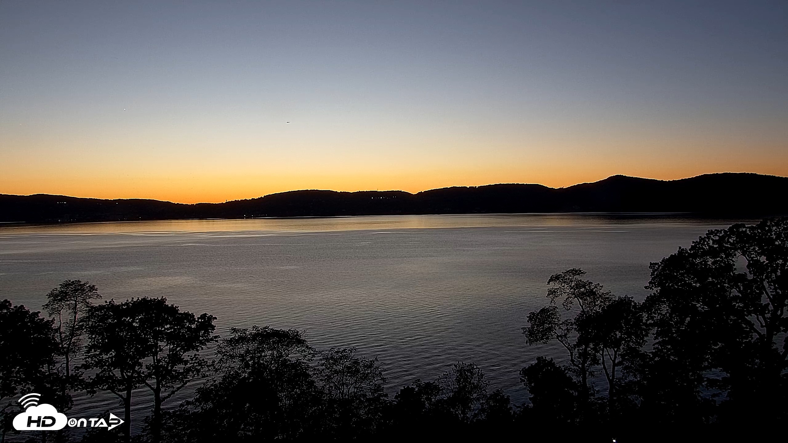 Snapshot of Hudson River Live Webcam taken Oct 19, 2026, 6:22pm EDT