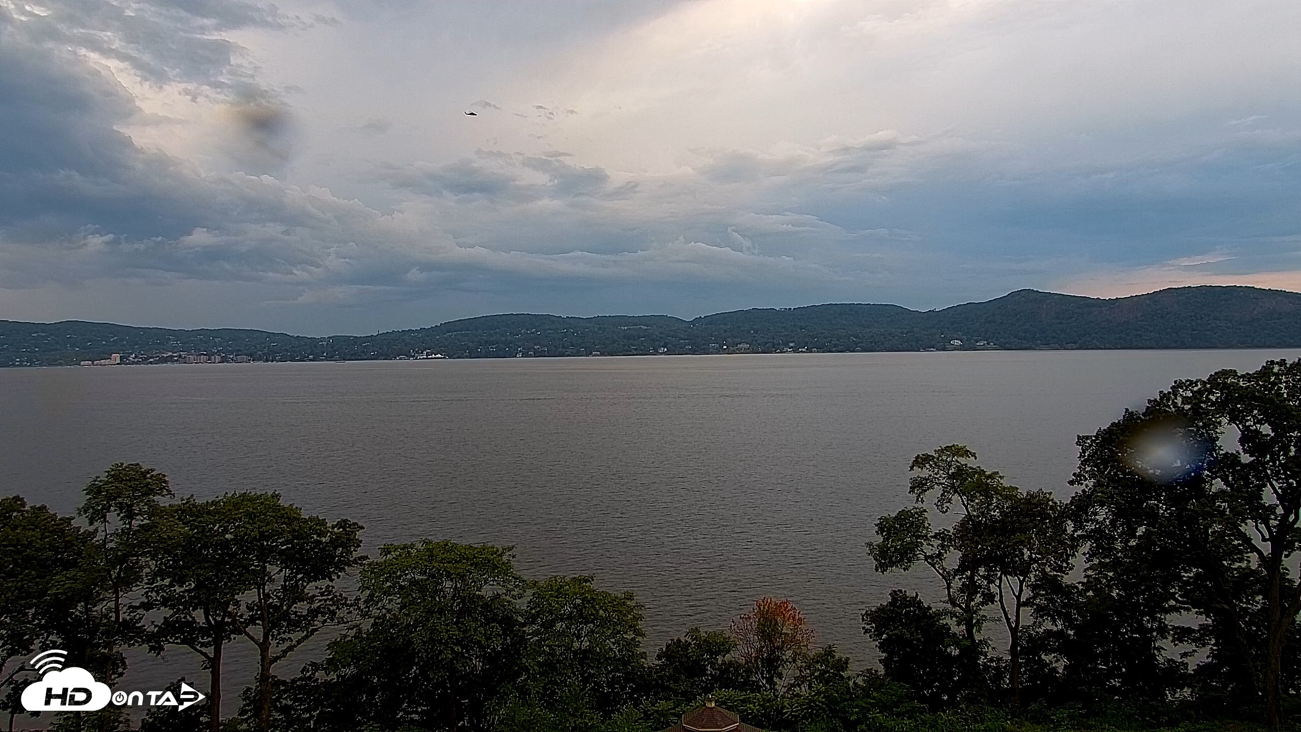 Snapshot of Hudson River Live Webcam taken Aug 27, 2026, 9:54am EDT