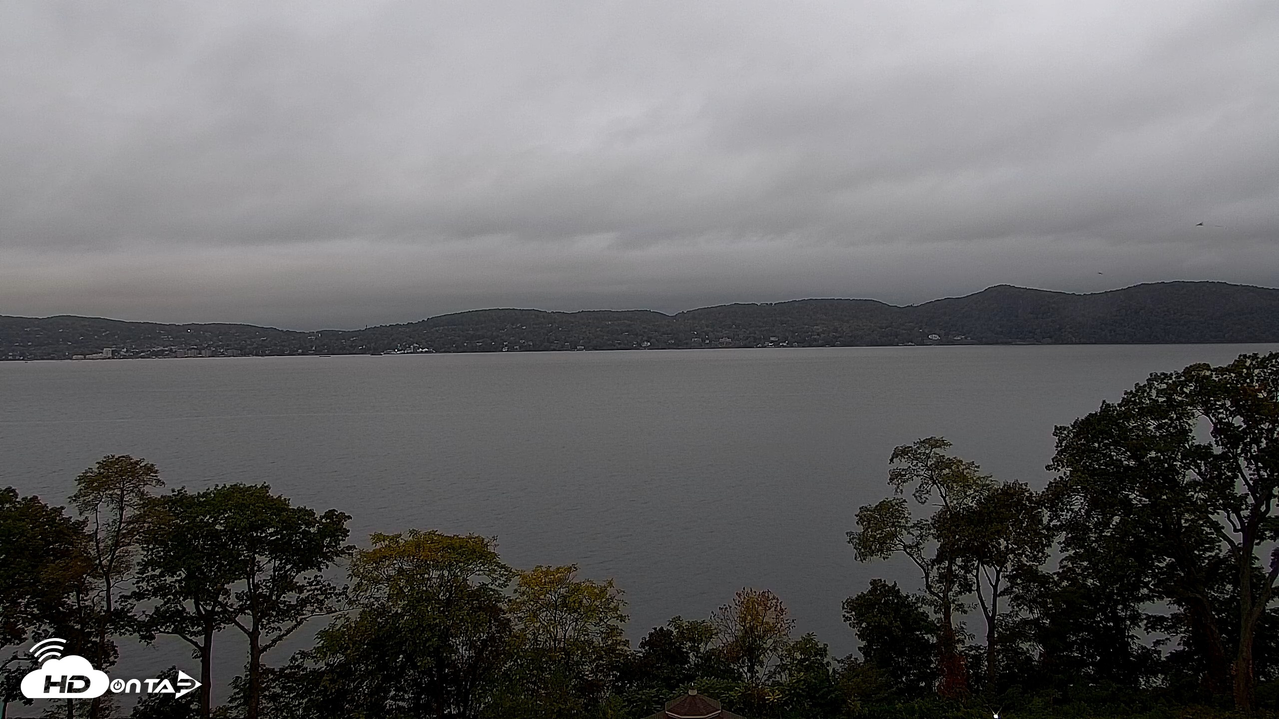 Snapshot of Hudson River Live Webcam taken Oct 16, 2026, 7:46am EDT