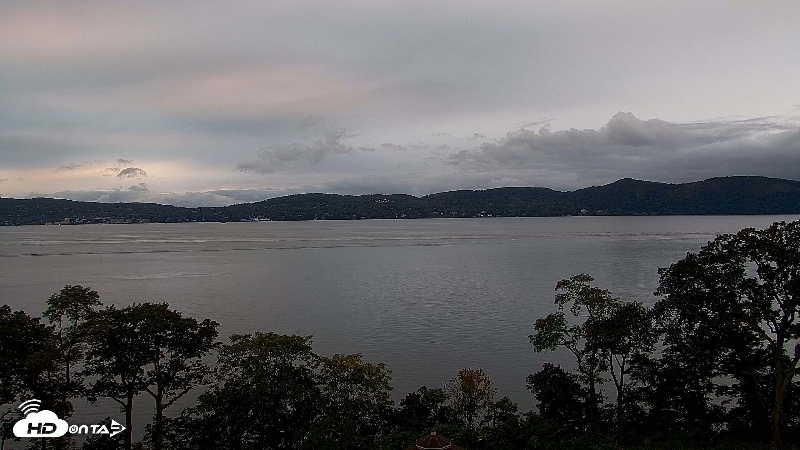 Snapshot of Hudson River Live Webcam taken Oct 4, 2026, 6:17pm EDT
