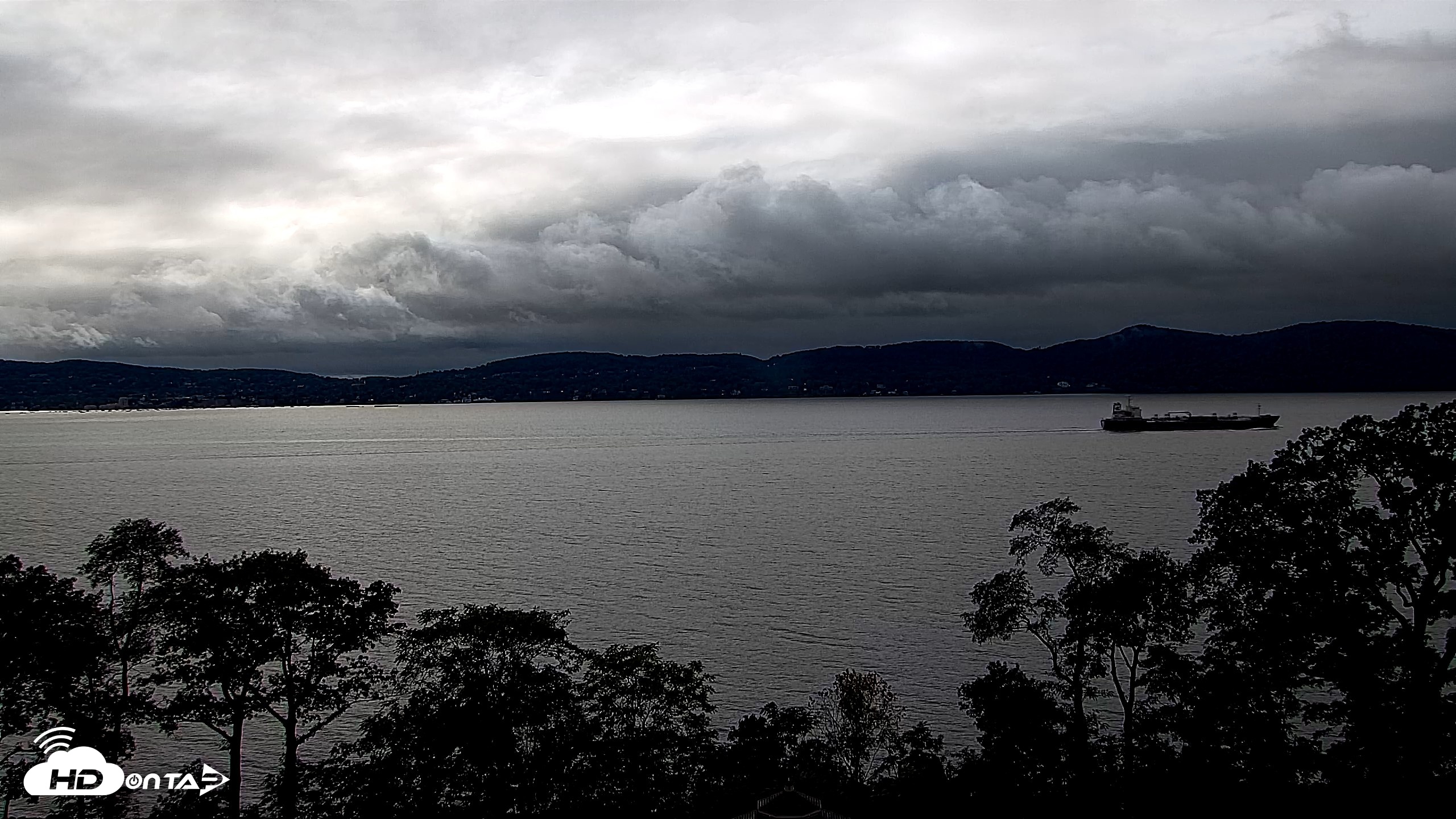 Snapshot of Hudson River Live Webcam taken Sep 28, 2026, 4:17pm EDT