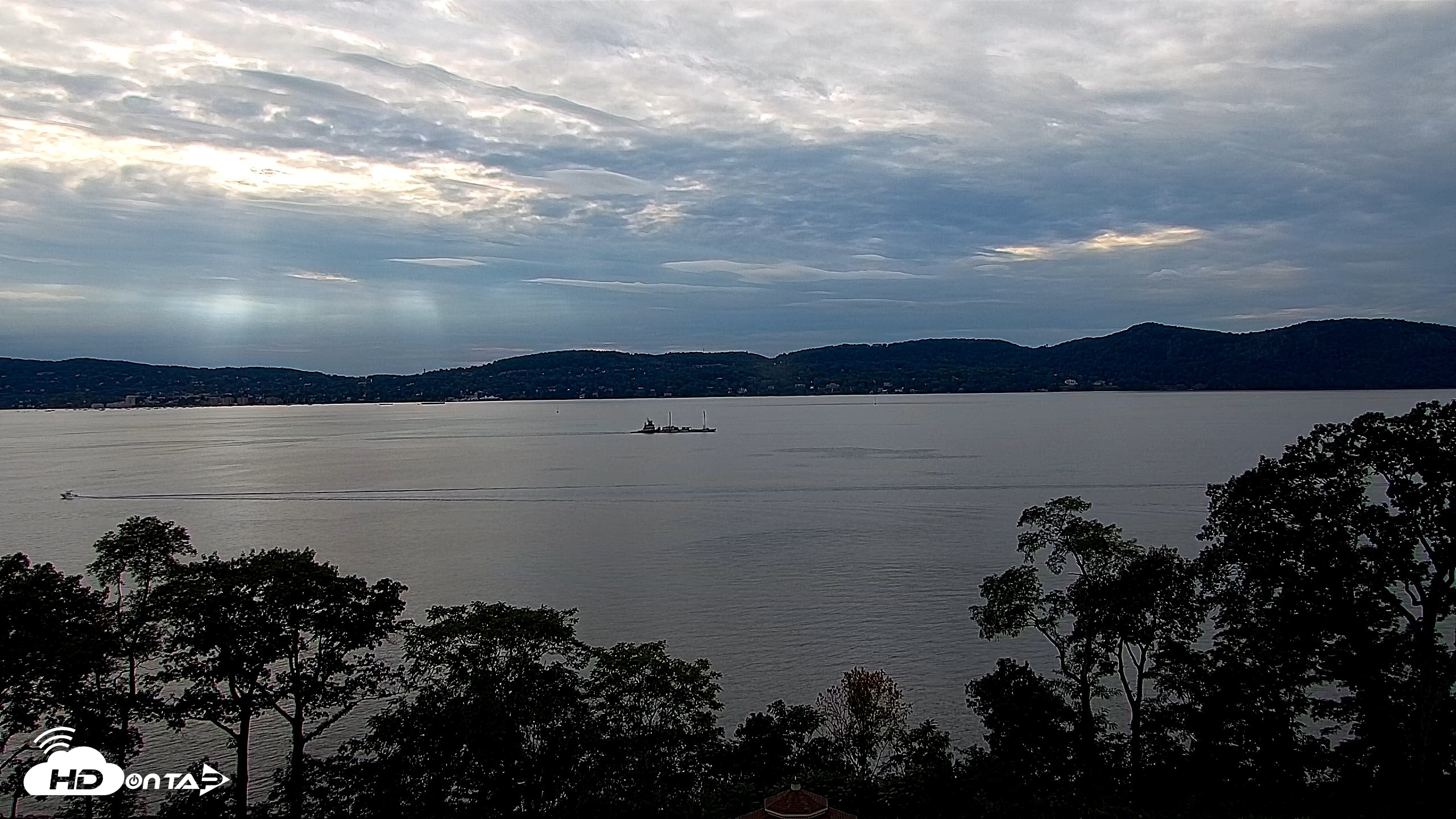 Snapshot of Hudson River Live Webcam taken Sep 19, 2026, 4:55pm EDT