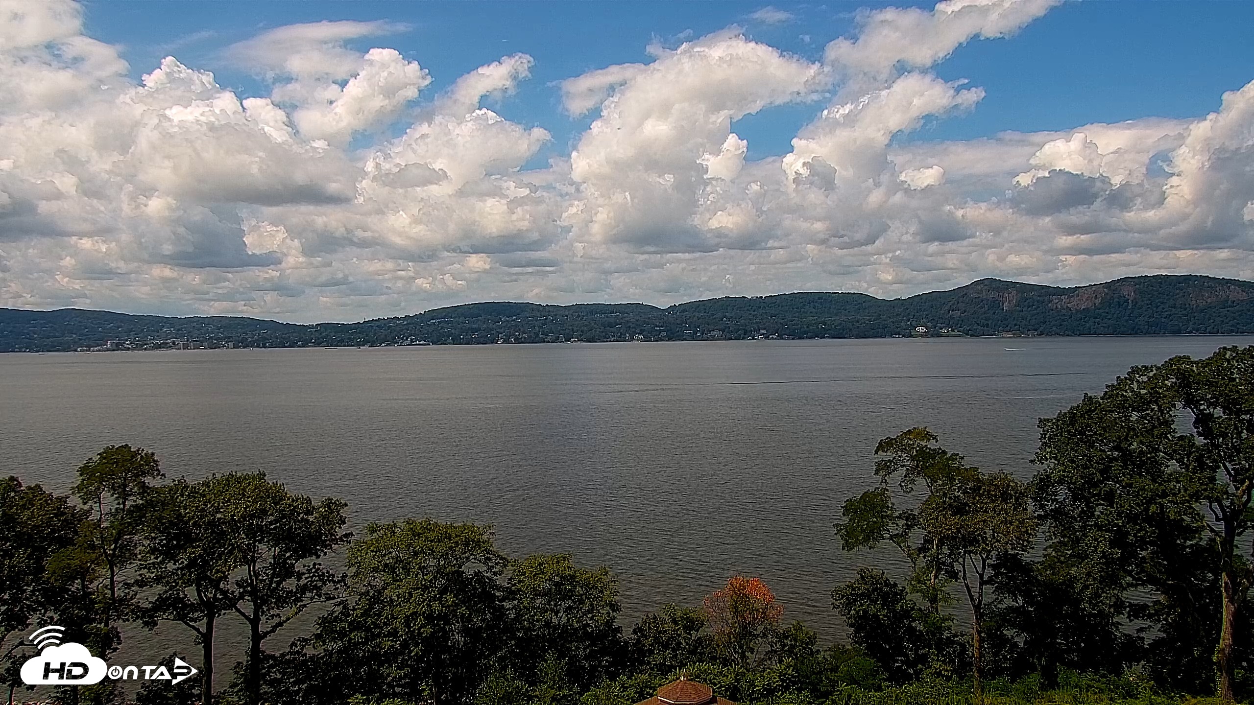 Snapshot of Hudson River Live Webcam taken Aug 18, 2026, 12:19pm EDT