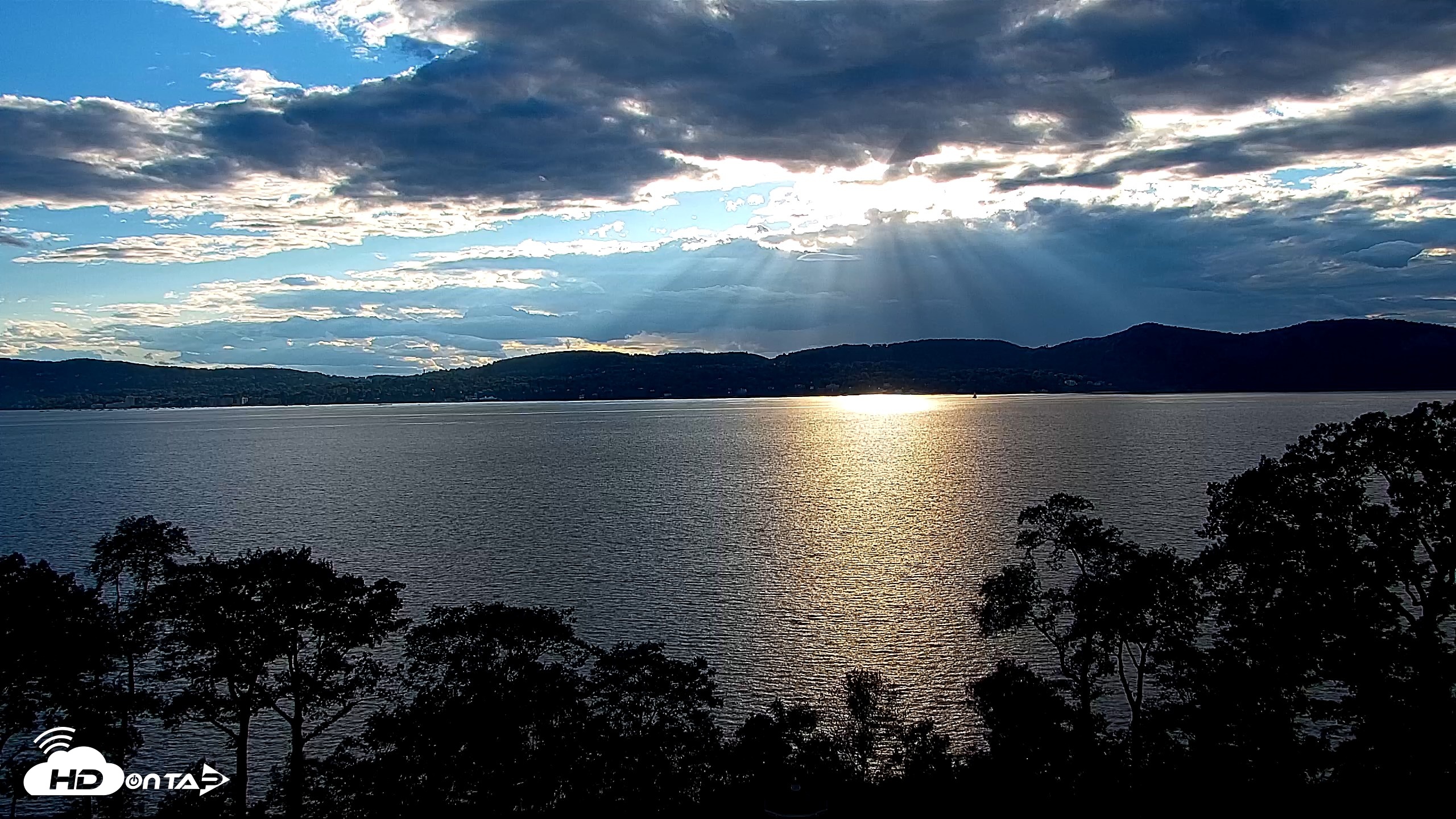 Snapshot of Hudson River Live Webcam taken Aug 25, 2026, 6:36pm EDT