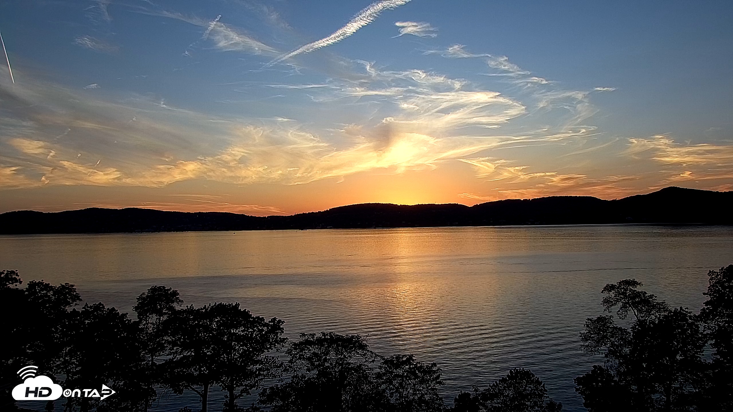 Snapshot of Hudson River Live Webcam taken Oct 4, 2025, 6:30pm EDT