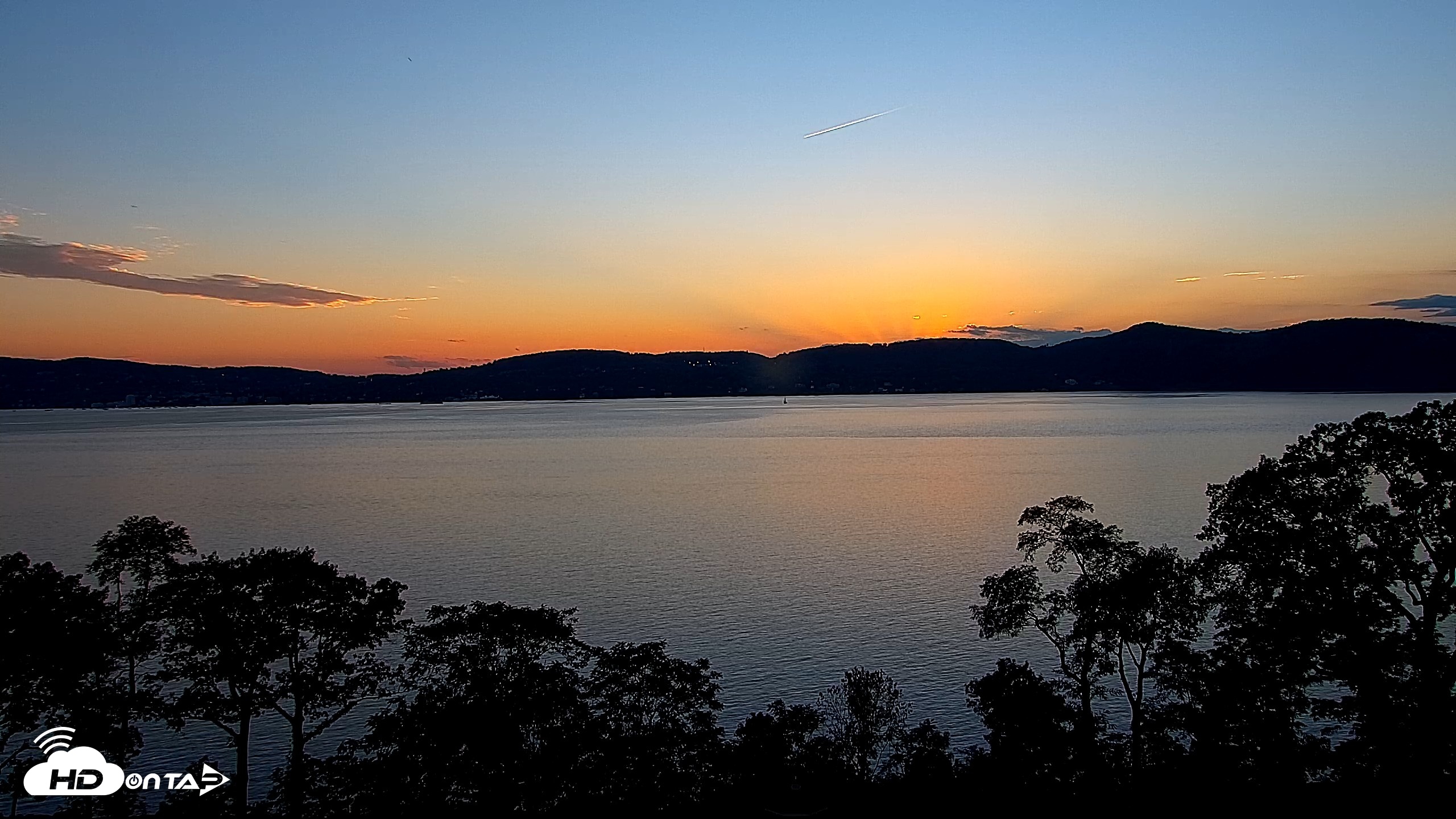 Snapshot of Hudson River Live Webcam taken Sep 10, 2026, 7:08pm EDT