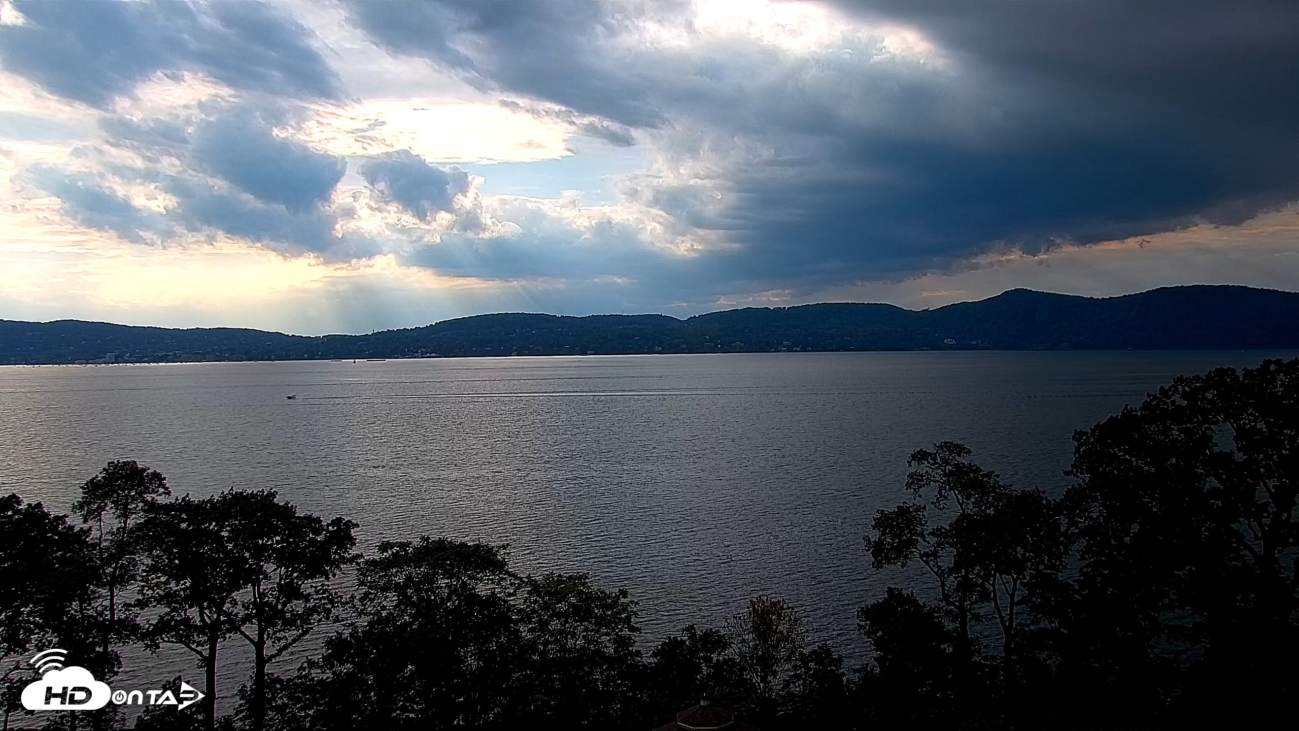 Snapshot of Hudson River Live Webcam taken Oct 2, 2026, 4:34pm EDT