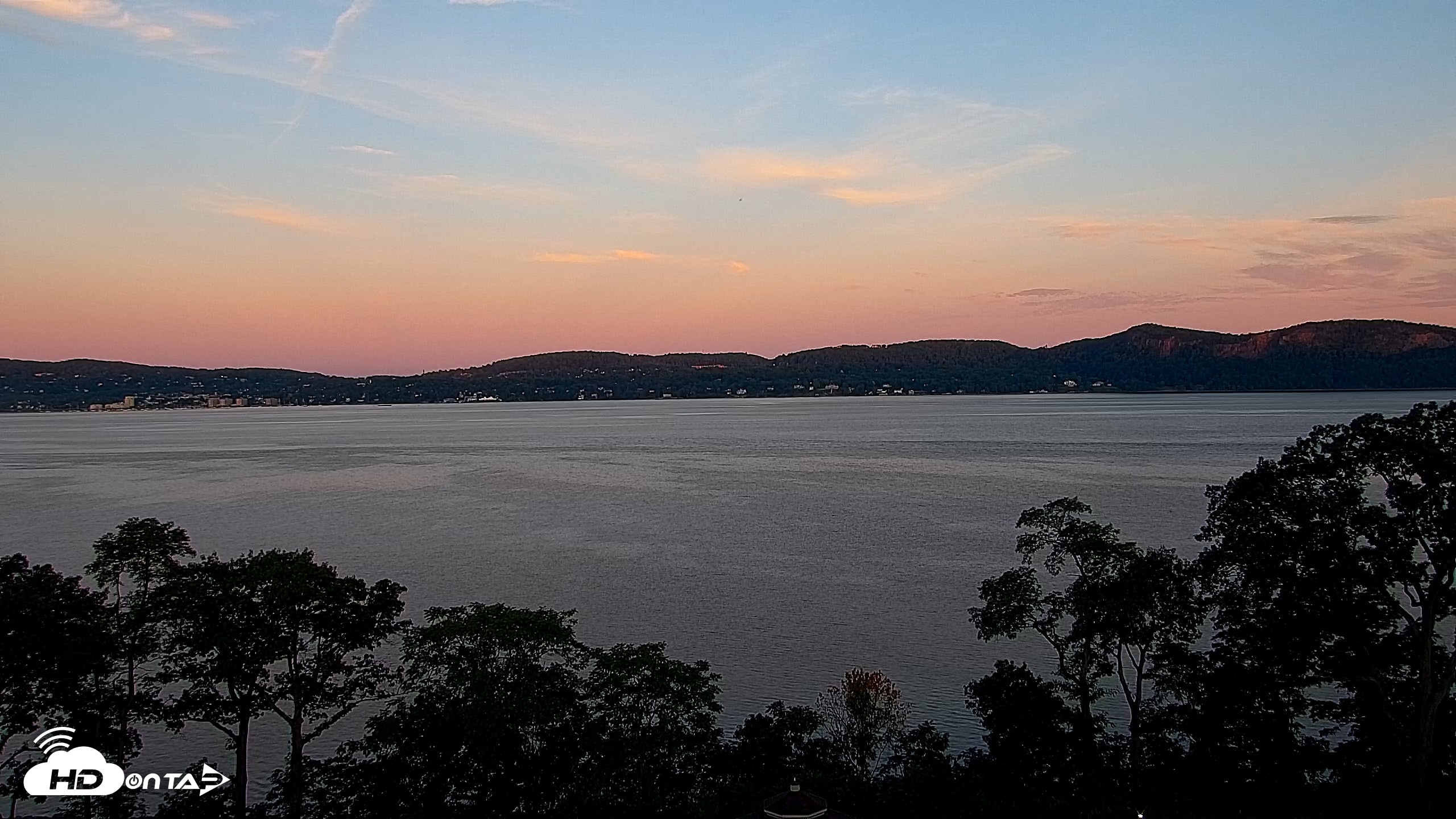 Snapshot of Hudson River Live Webcam taken Aug 26, 2026, 6:21am EDT