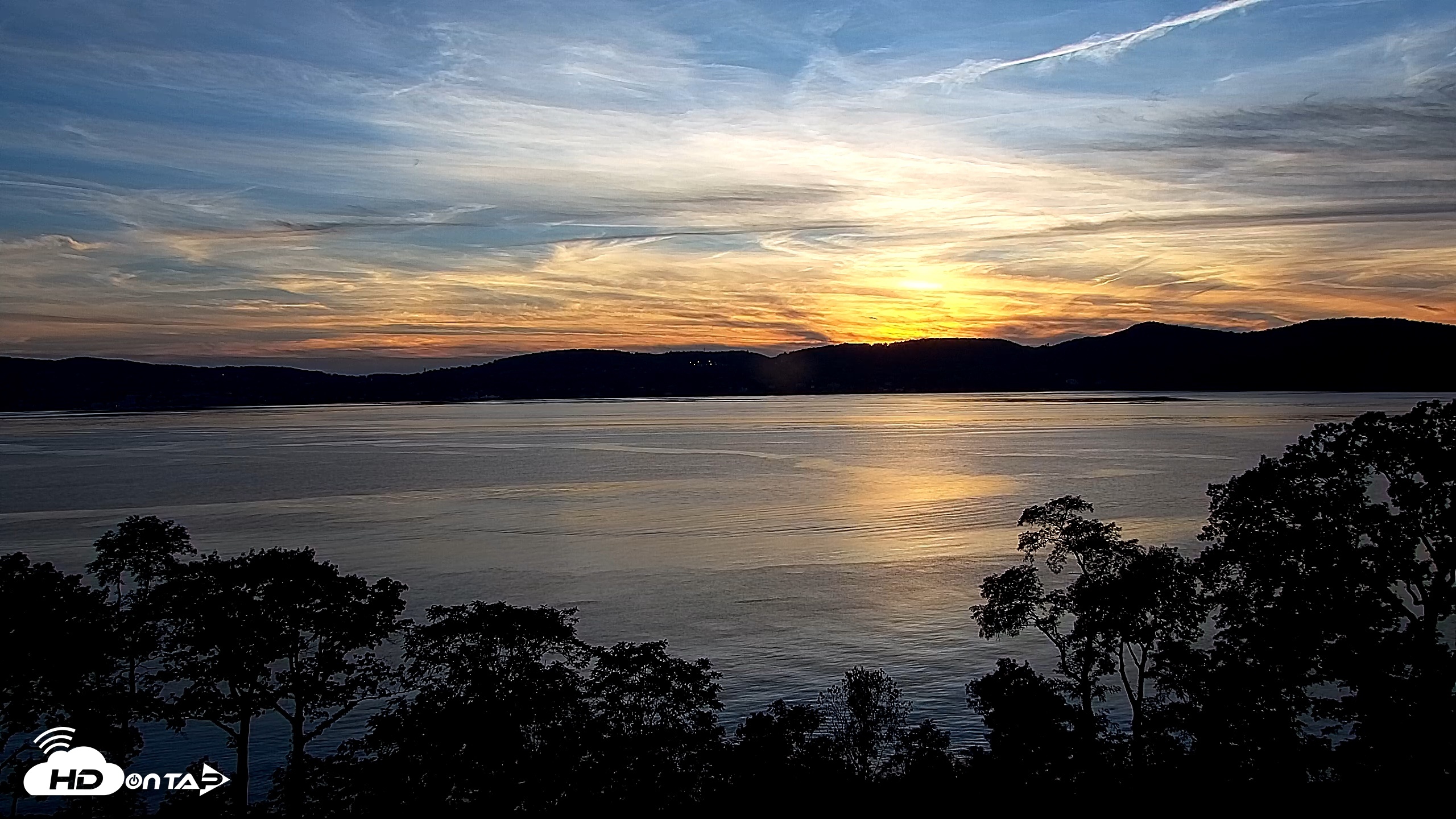 Snapshot of Hudson River Live Webcam taken Sep 8, 2026, 7:10pm EDT
