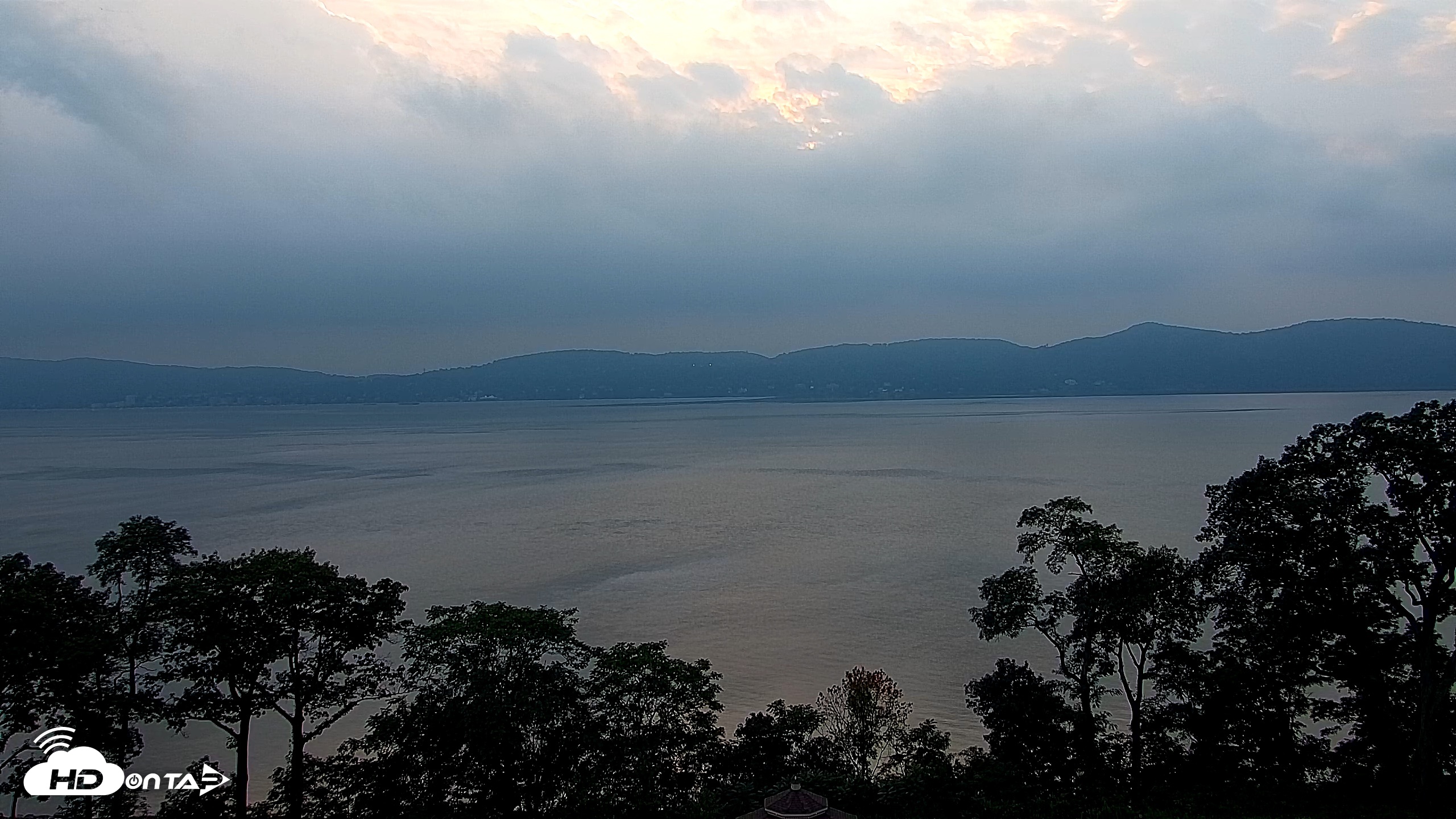 Snapshot of Hudson River Live Webcam taken Sep 1, 2026, 6:32pm EDT