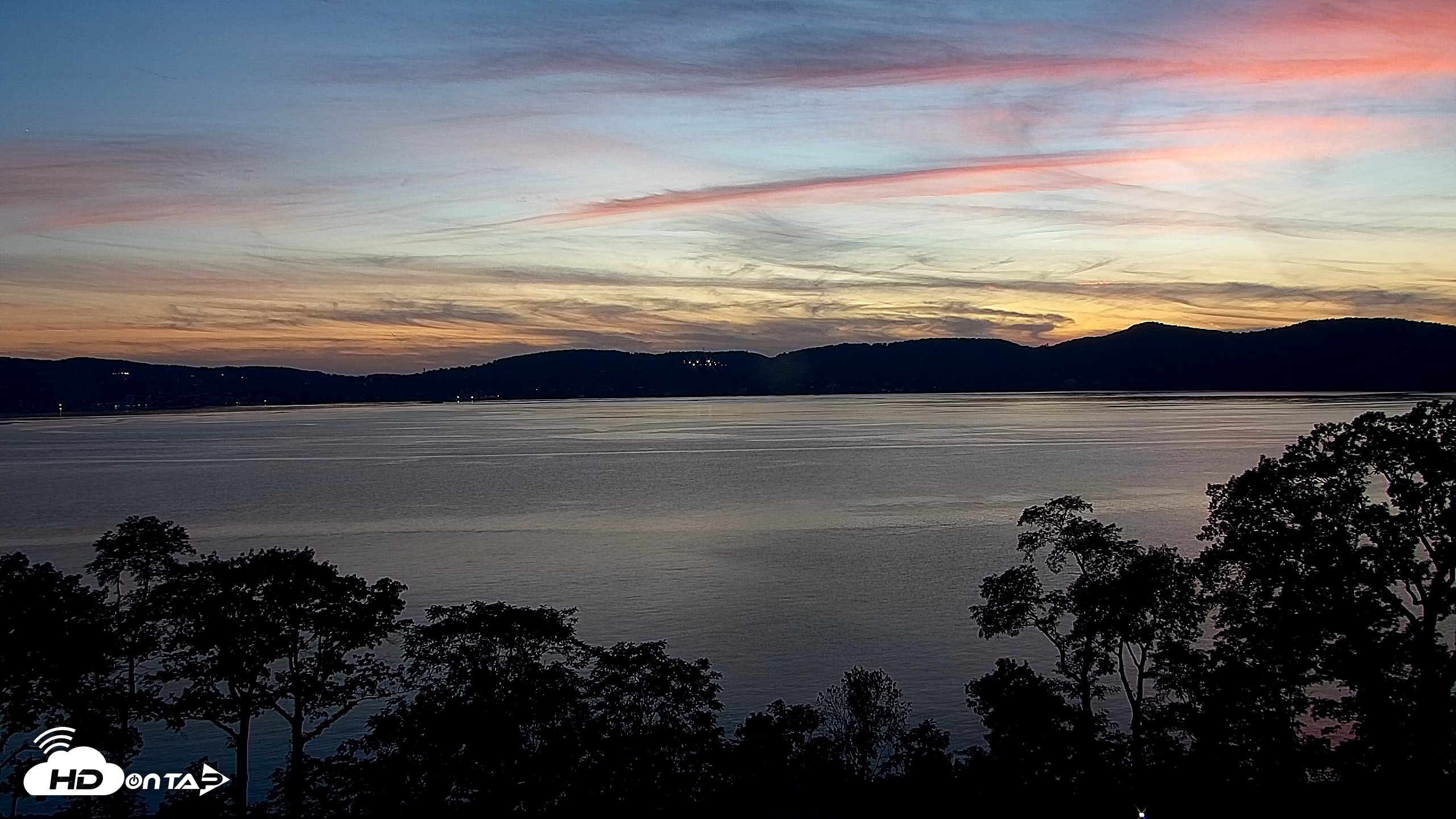 Snapshot of Hudson River Live Webcam taken Sep 8, 2026, 7:28pm EDT