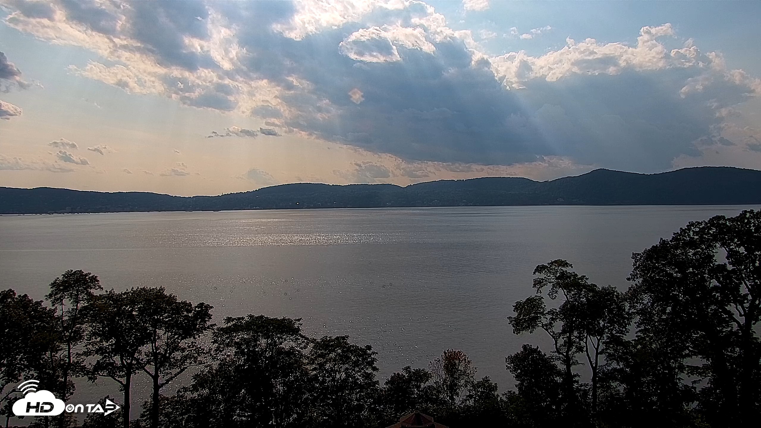 Snapshot of Hudson River Live Webcam taken Aug 14, 2026, 4:46pm EDT