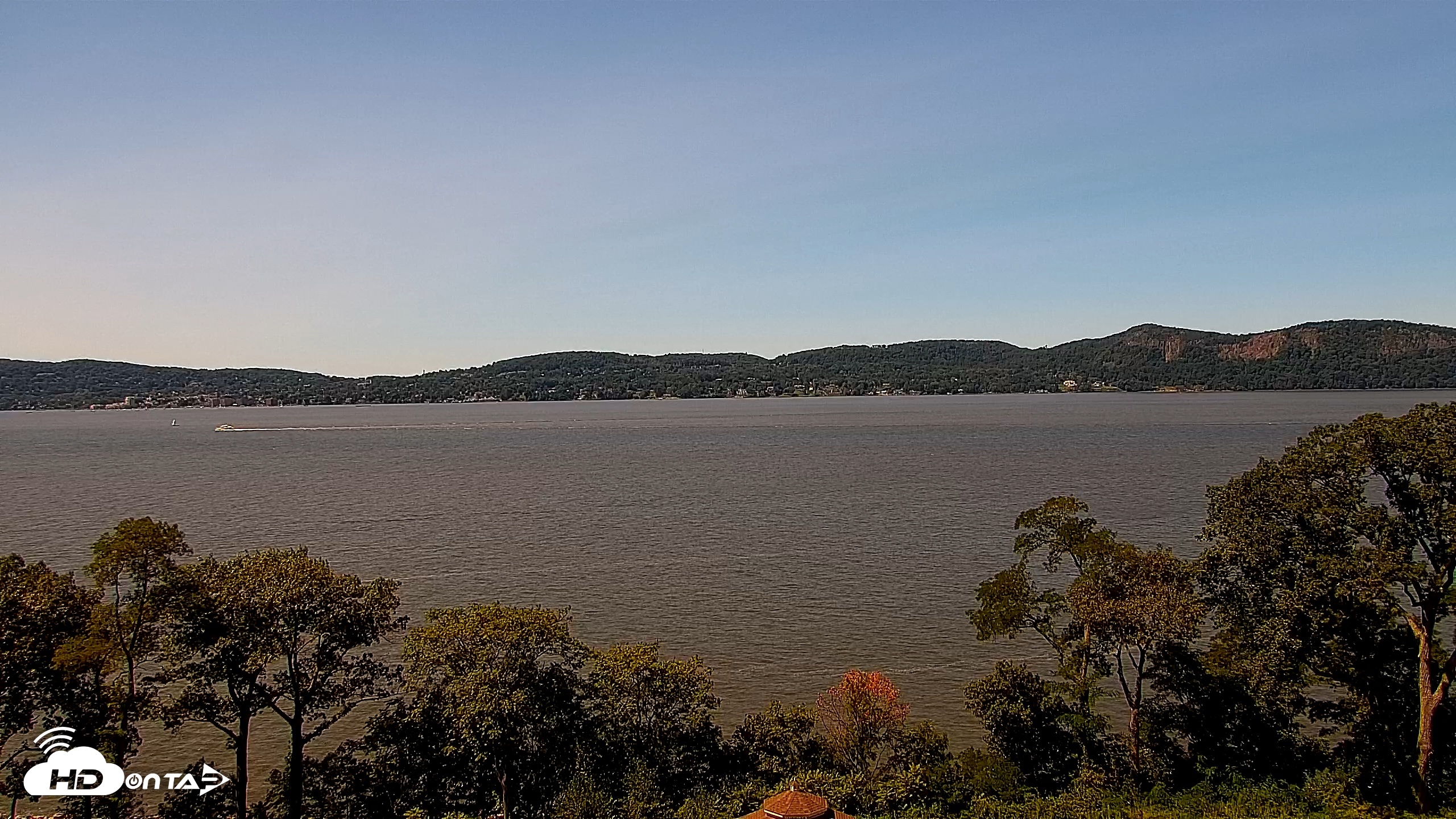 Snapshot of Hudson River Live Webcam taken Aug 29, 2026, 12:39pm EDT