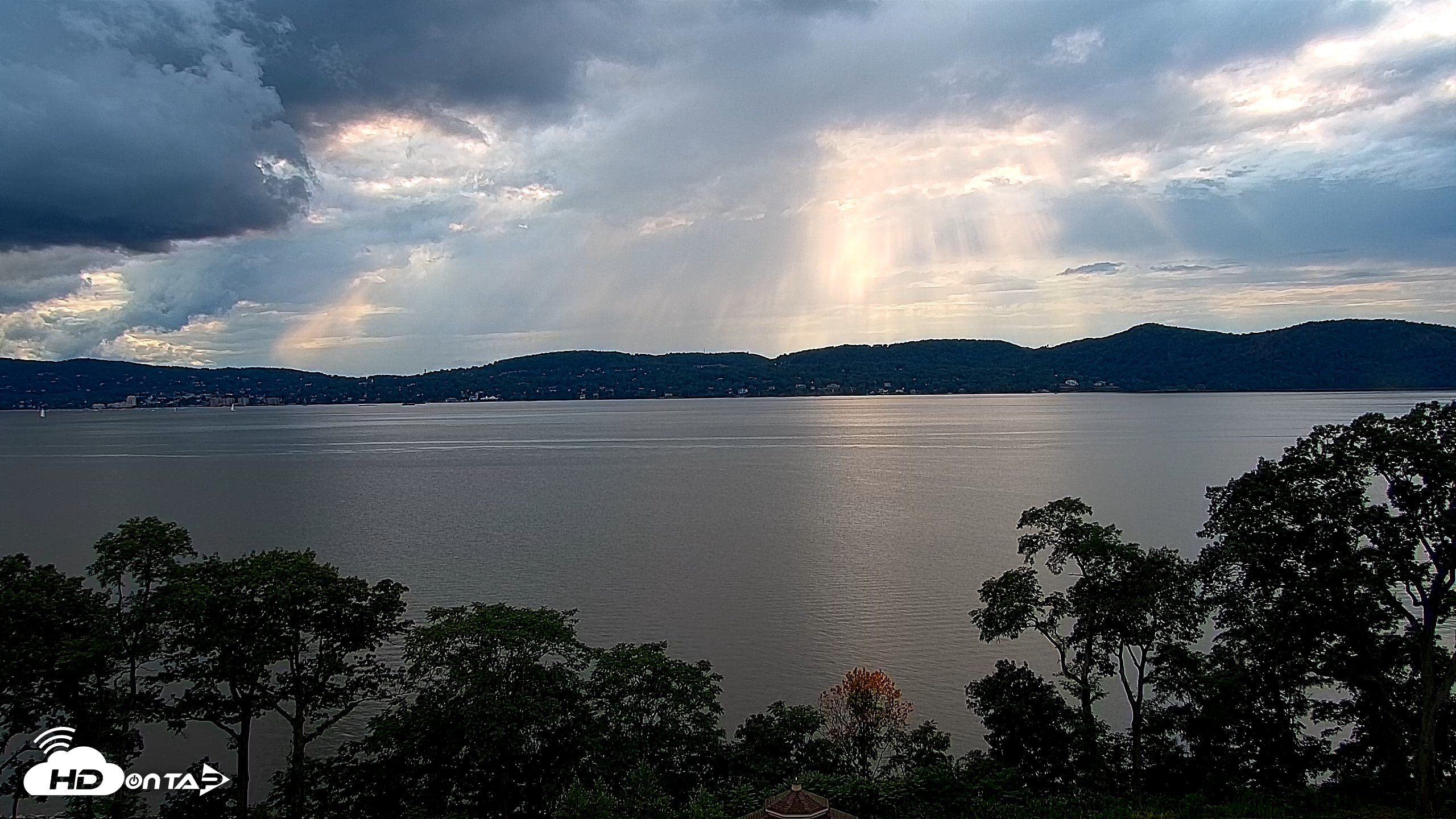 Snapshot of Hudson River Live Webcam taken Jul 29, 2026, 6:04pm EDT