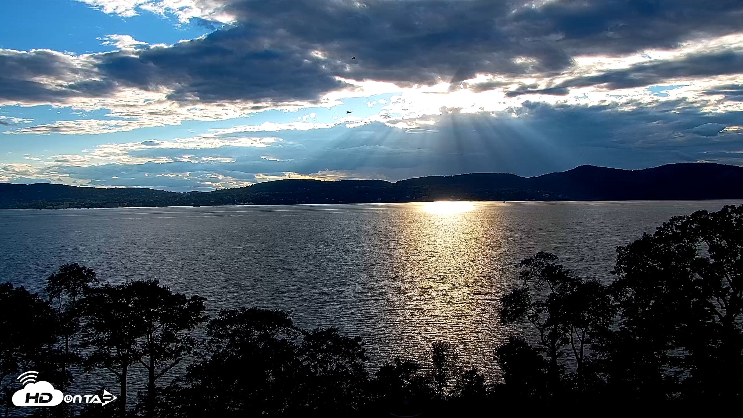 Snapshot of Hudson River Live Webcam taken Aug 25, 2026, 6:37pm EDT