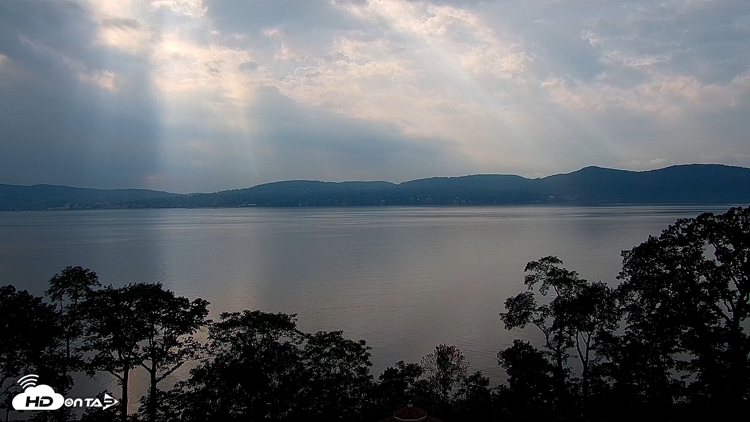 Snapshot of Hudson River Live Webcam taken Sep 1, 2026, 4:28pm EDT