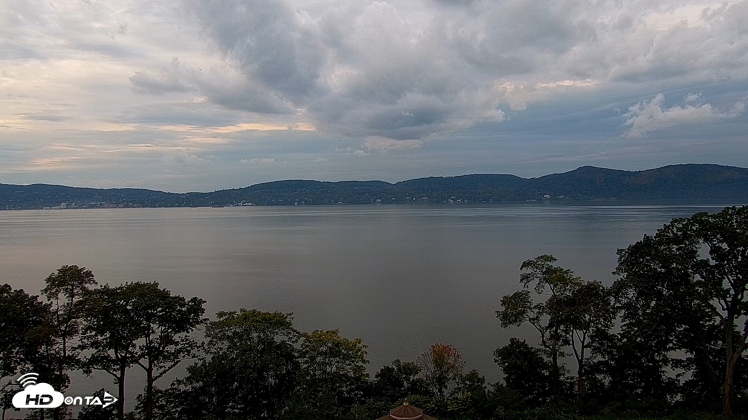 Snapshot of Hudson River Live Webcam taken Oct 1, 2026, 2:02pm EDT