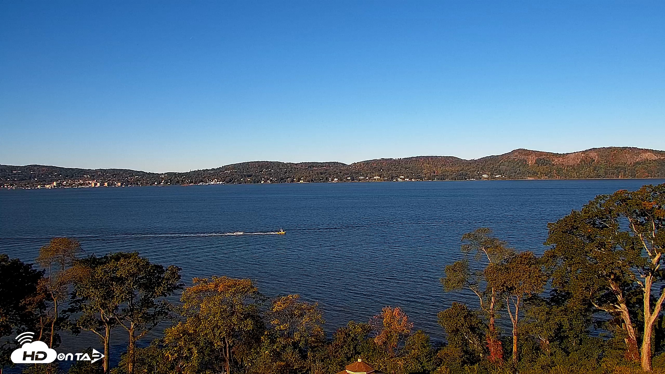 Snapshot of Hudson River Live Webcam taken Oct 18, 2026, 9:16am EDT