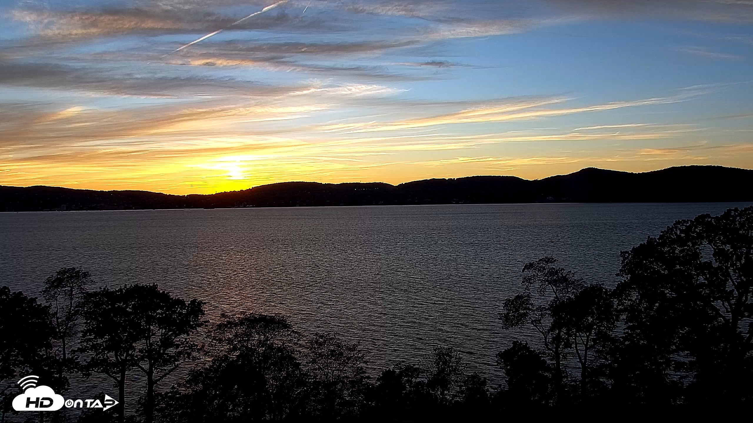 Snapshot of Hudson River Live Webcam taken Oct 21, 2026, 6:05pm EDT