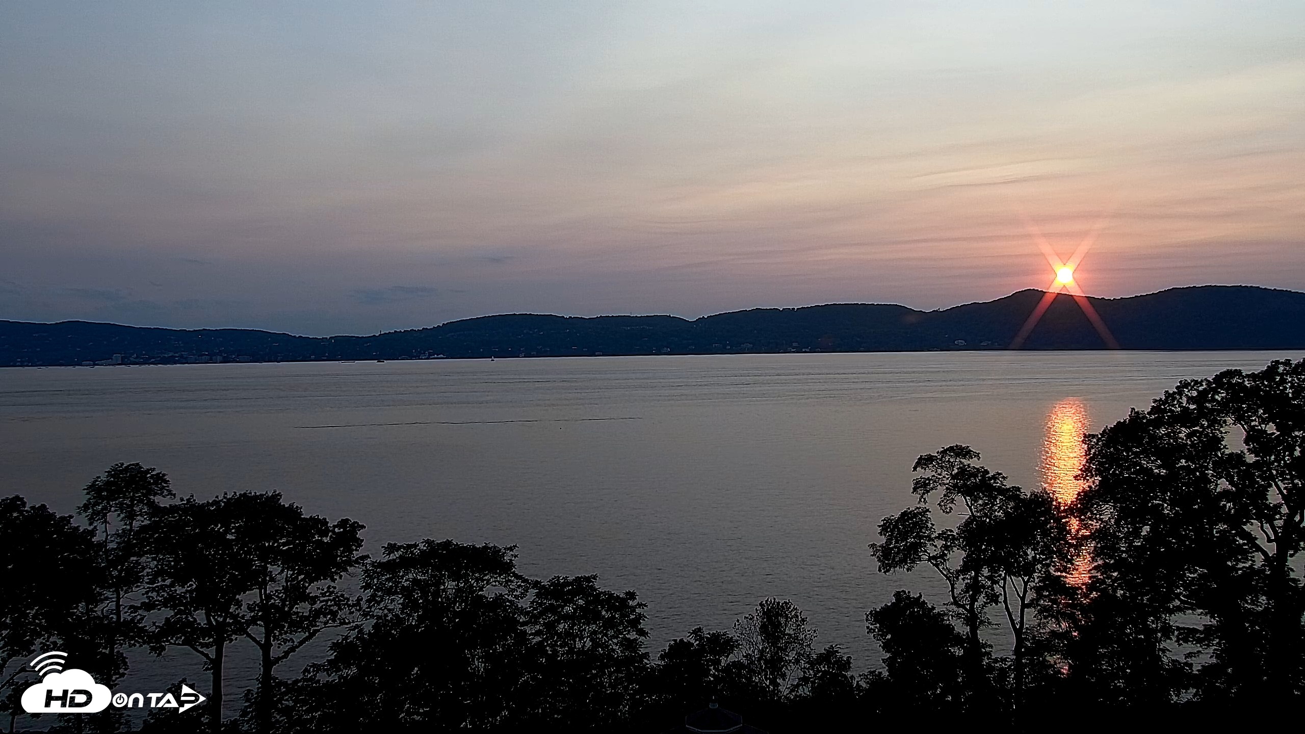 Snapshot of Hudson River Live Webcam taken Aug 10, 2026, 2:38pm EDT
