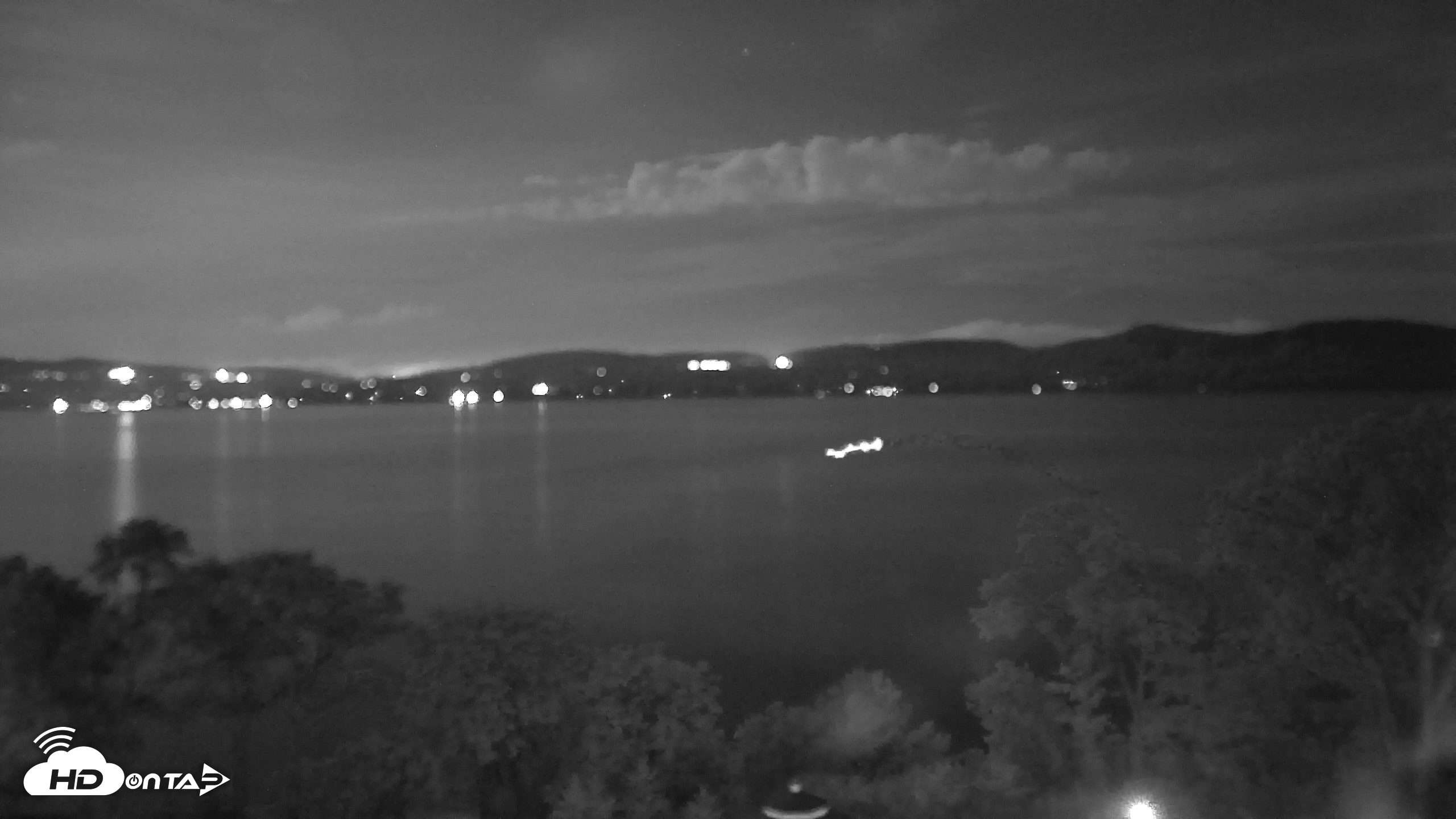 Snapshot of Hudson River Live Webcam taken Aug 28, 2026, 3:35am EDT