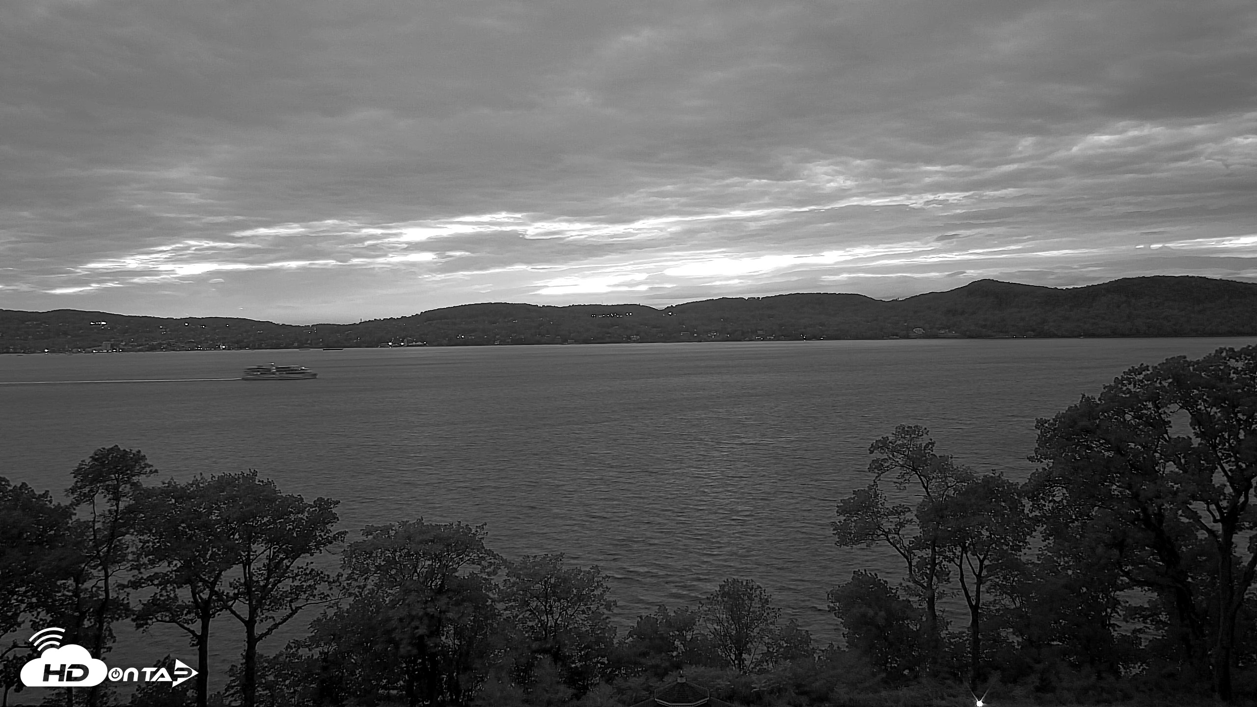 Snapshot of Hudson River Live Webcam taken Oct 2, 2026, 6:48pm EDT