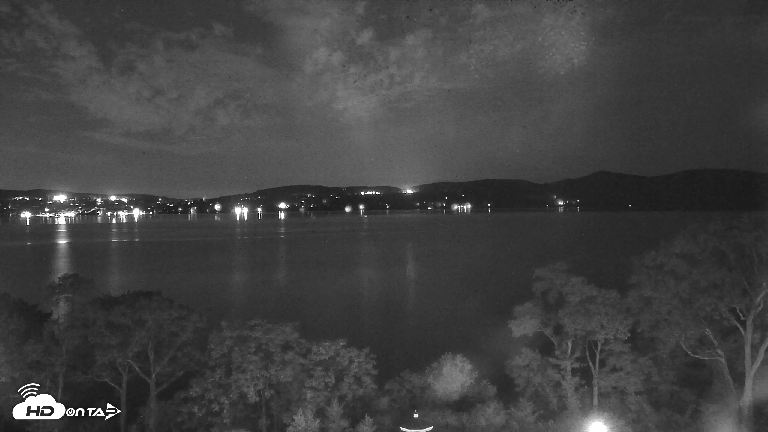 Snapshot of Hudson River Live Webcam taken Oct 13, 2026, 3:28am EDT