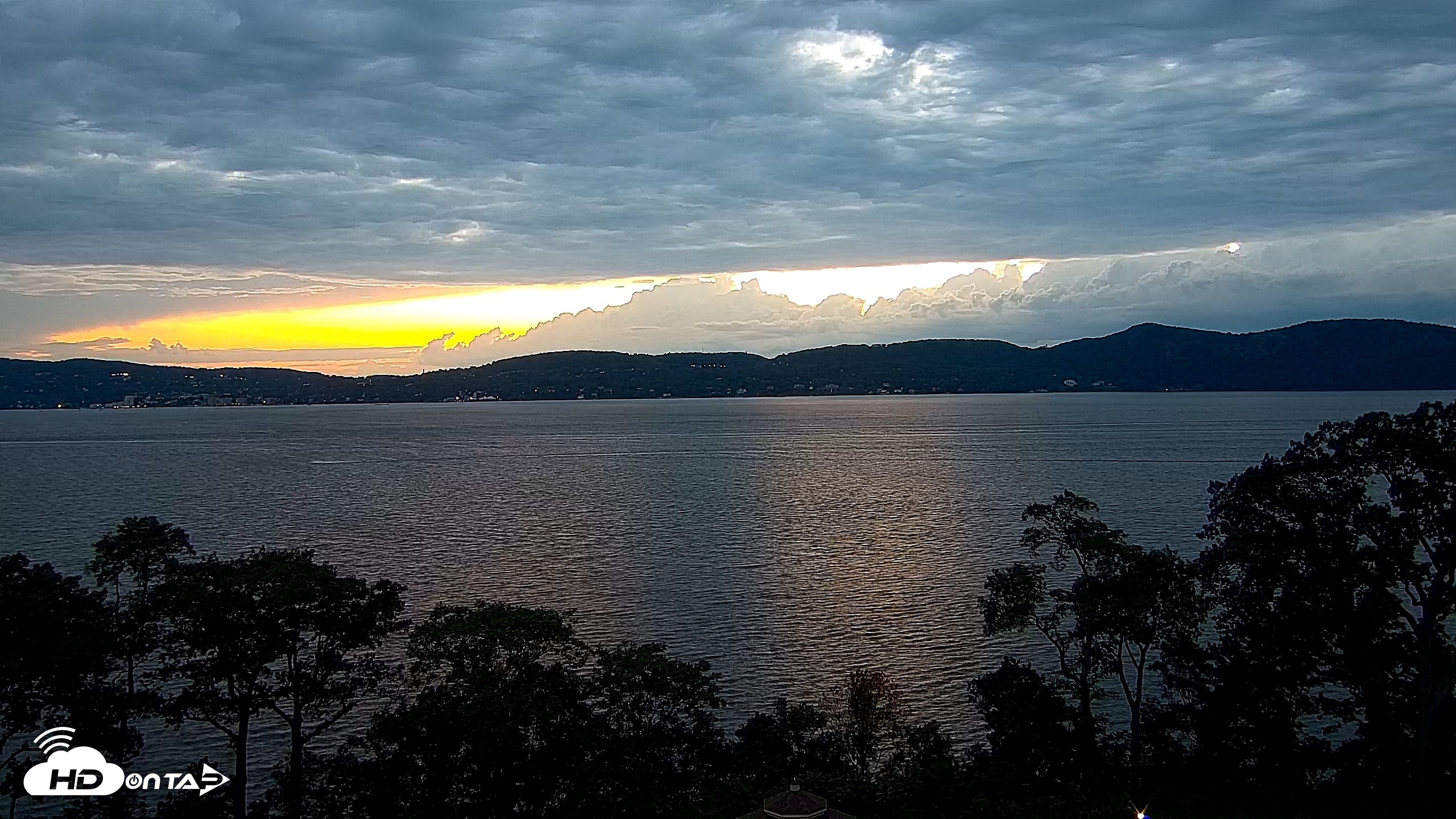 Snapshot of Hudson River Live Webcam taken Aug 23, 2026, 7:51pm EDT
