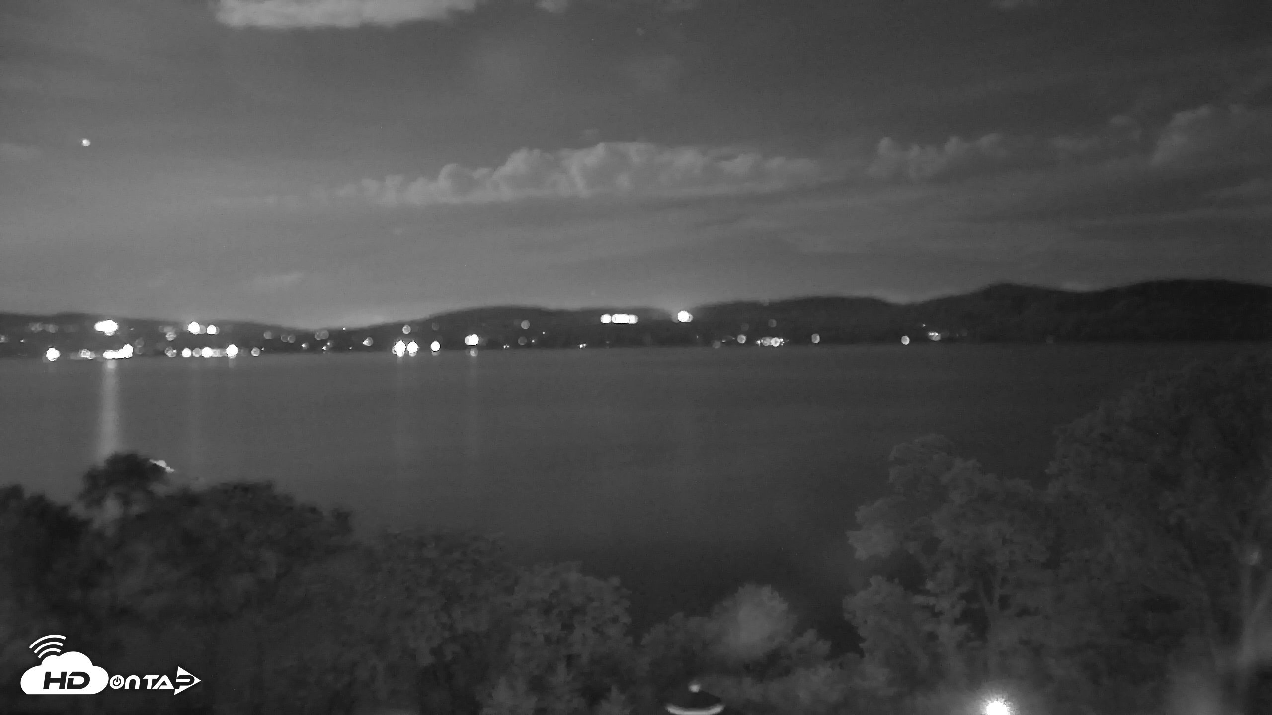 Snapshot of Hudson River Live Webcam taken Aug 28, 2026, 3:31am EDT