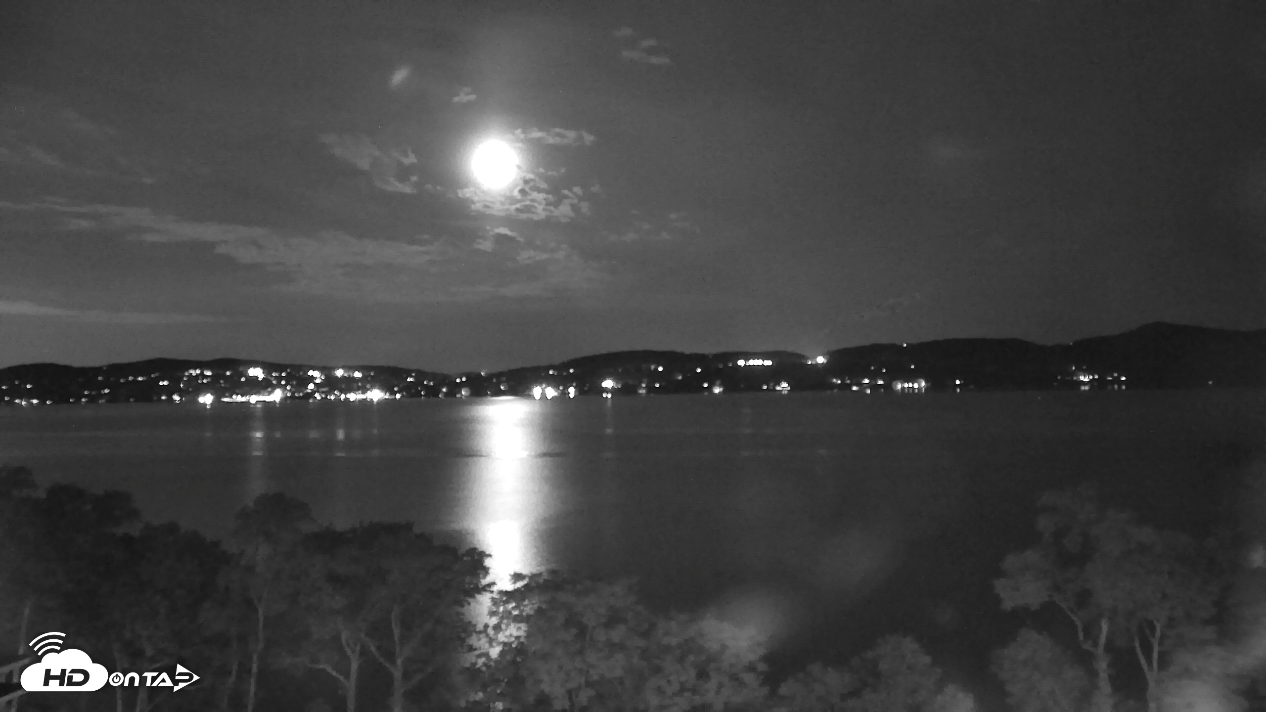 Snapshot of Hudson River Live Webcam taken Jun 21, 2026, 11:45pm EDT