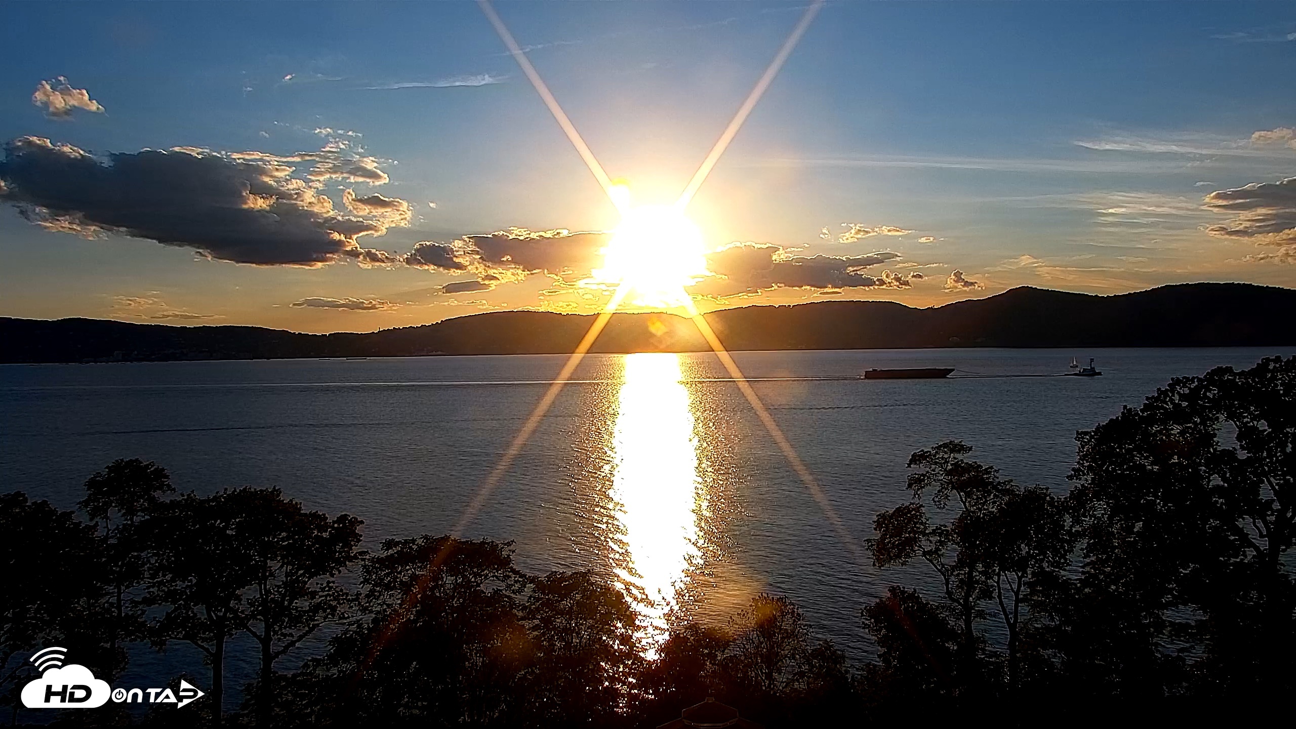 Snapshot of Hudson River Live Webcam taken Sep 18, 2026, 6:31pm EDT