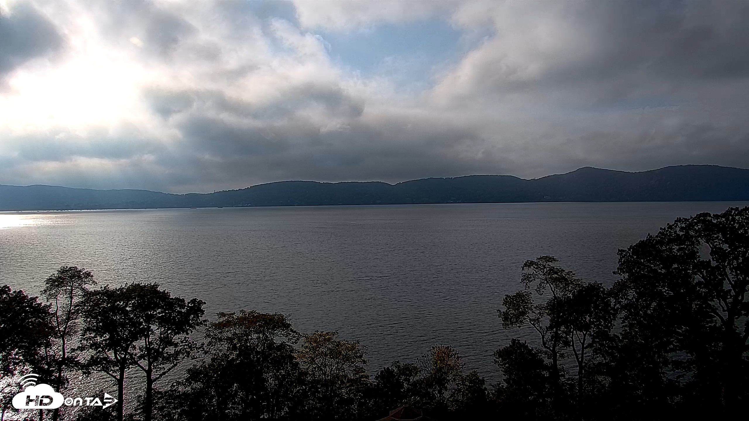 Snapshot of Hudson River Live Webcam taken Oct 16, 2026, 4:02pm EDT