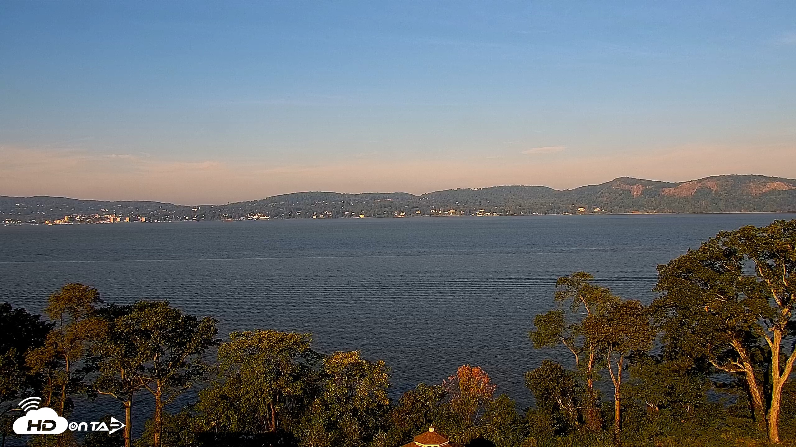 Snapshot of Hudson River Live Webcam taken Oct 2, 2026, 8:47am EDT