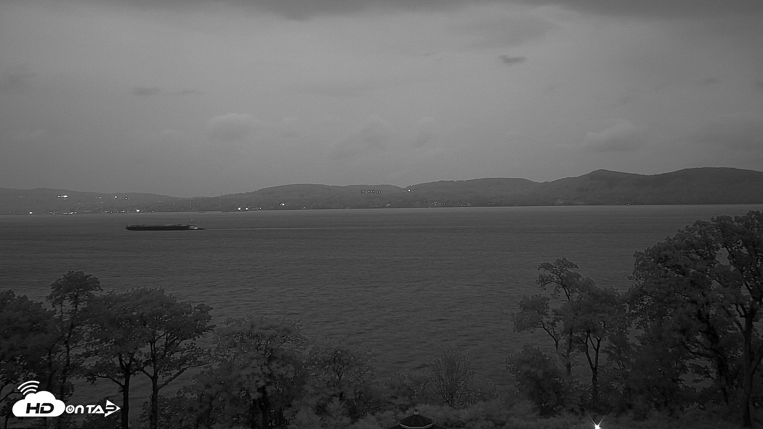 Snapshot of Hudson River Live Webcam taken Aug 16, 2026, 8:08pm EDT