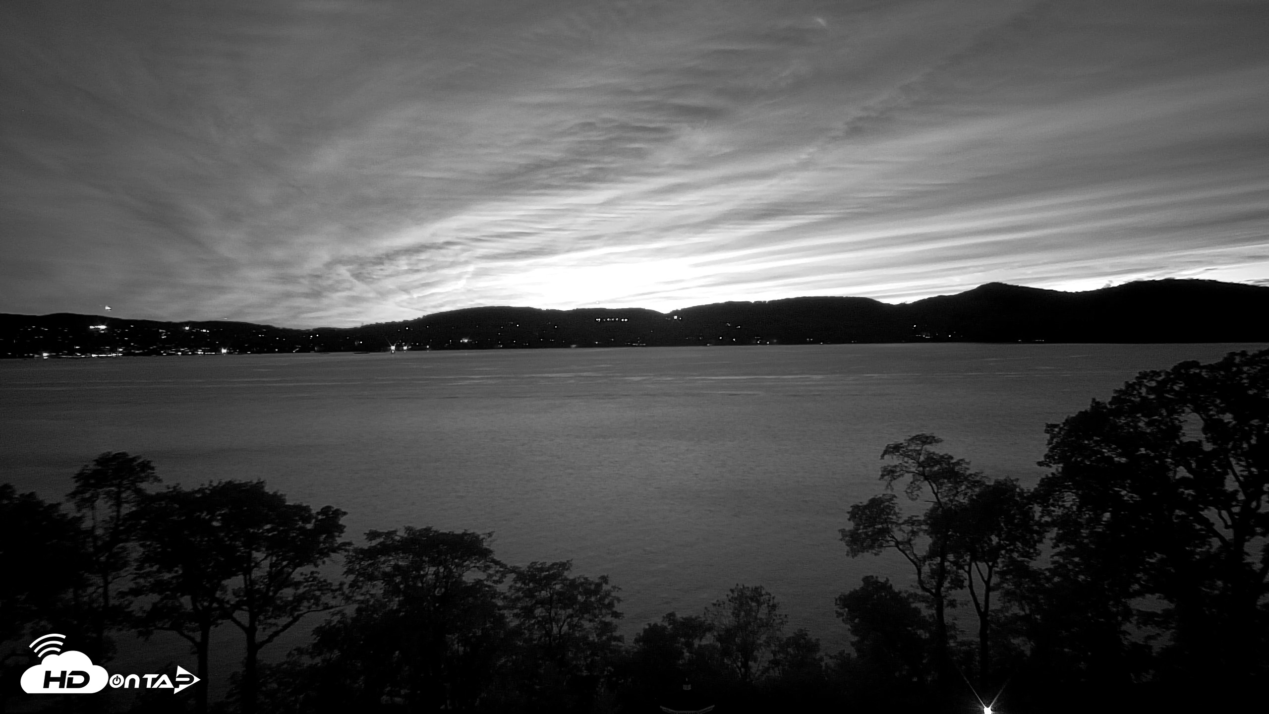 Snapshot of Hudson River Live Webcam taken Oct 9, 2026, 7:01pm EDT