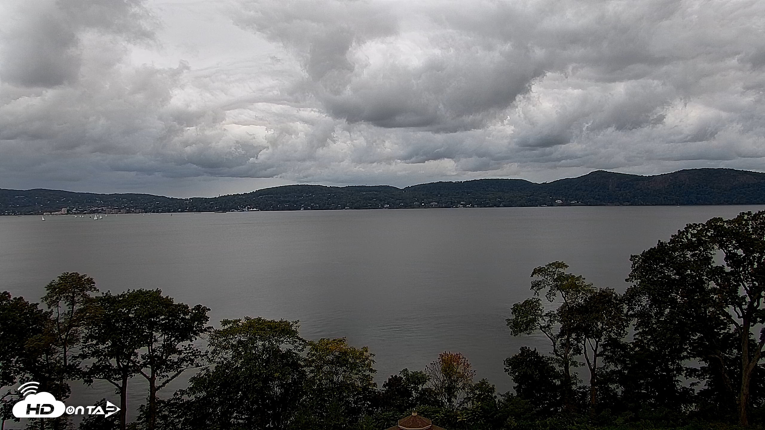 Snapshot of Hudson River Live Webcam taken Oct 4, 2026, 2:11pm EDT