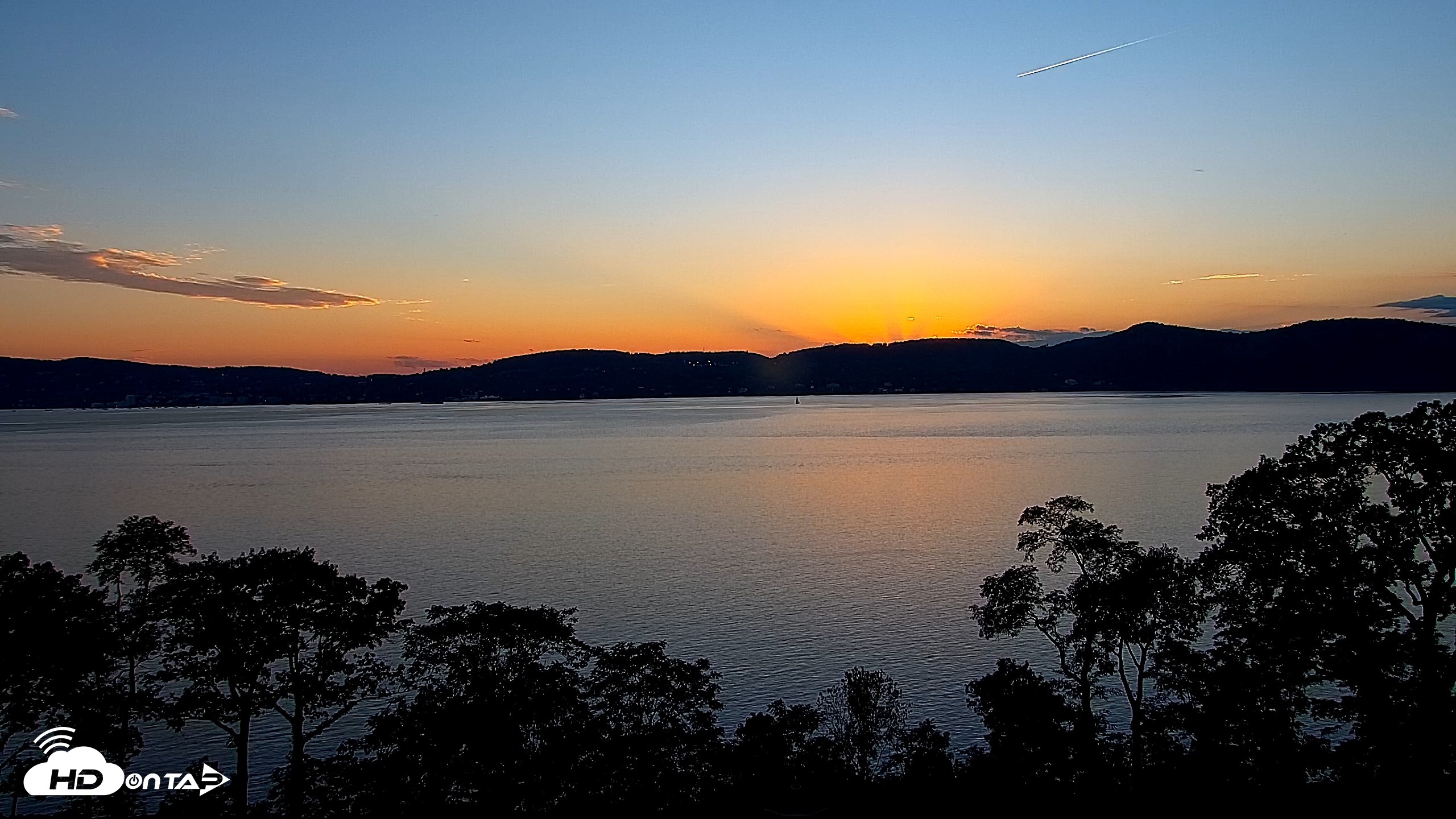 Snapshot of Hudson River Live Webcam taken Sep 10, 2026, 7:08pm EDT