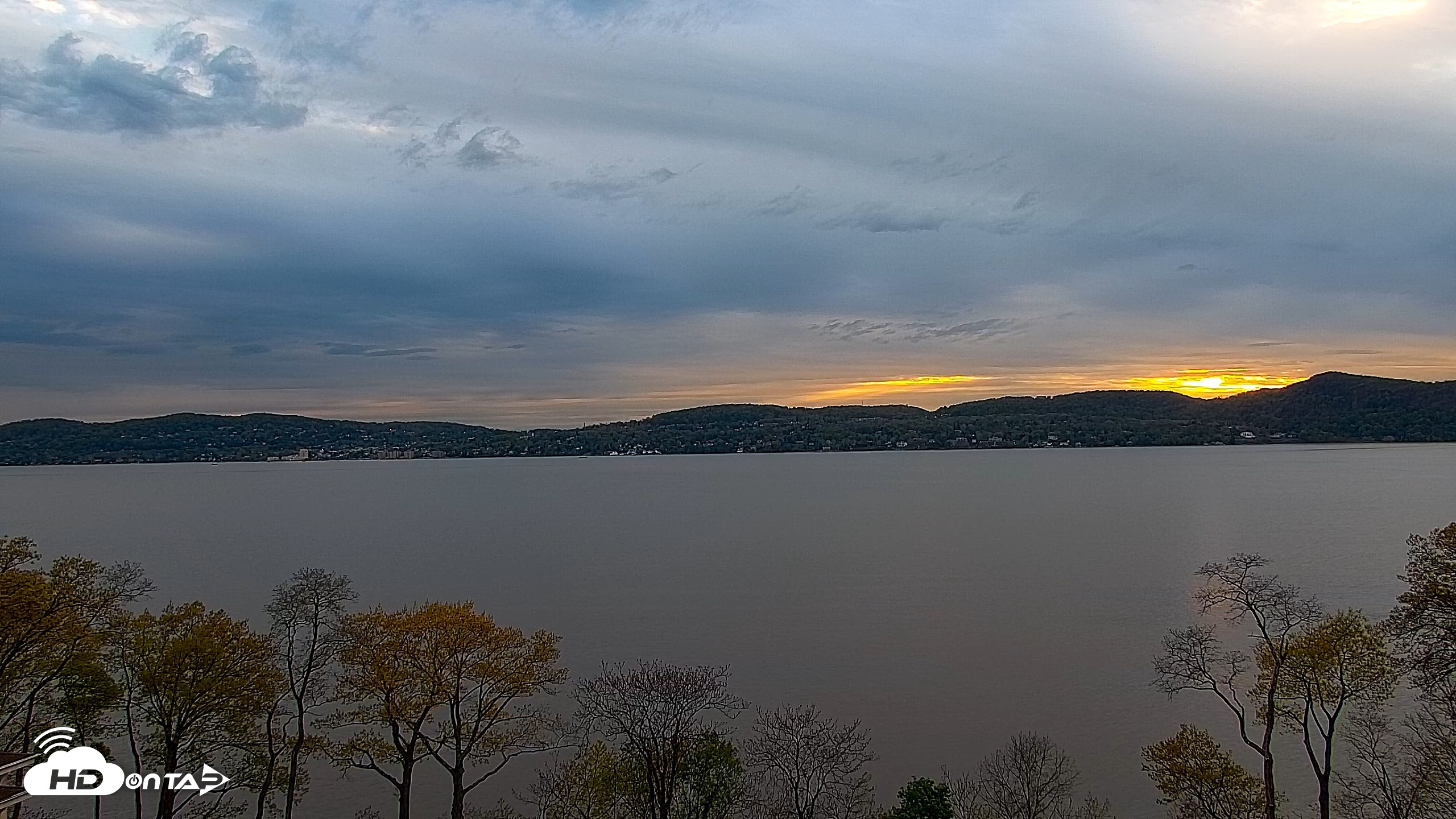 Snapshot of Hudson River Live Webcam taken Apr 28, 2026, 7:20pm EDT